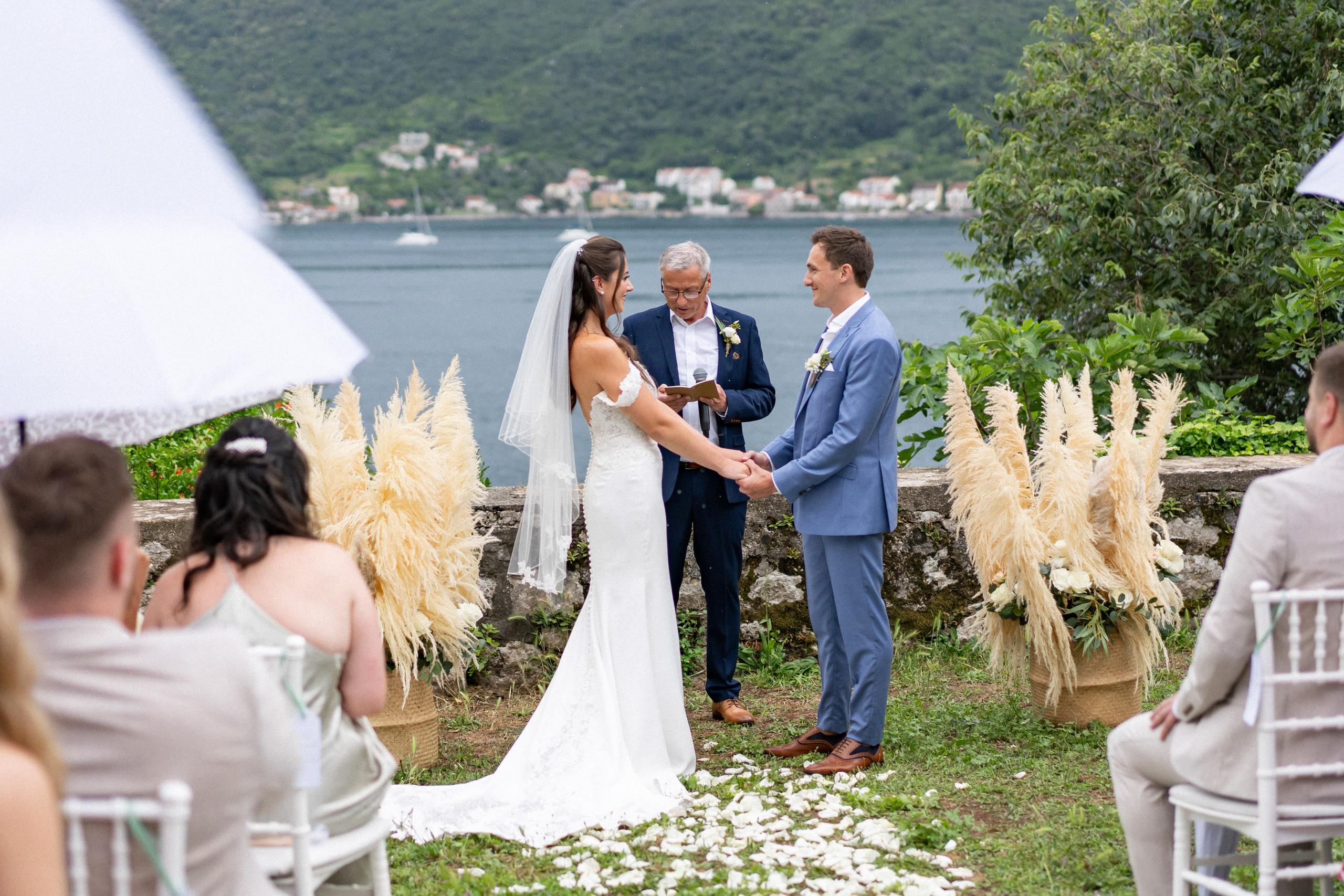 50 Tinten Regen - Bruiloft in Montenegro bij Bajova Kula