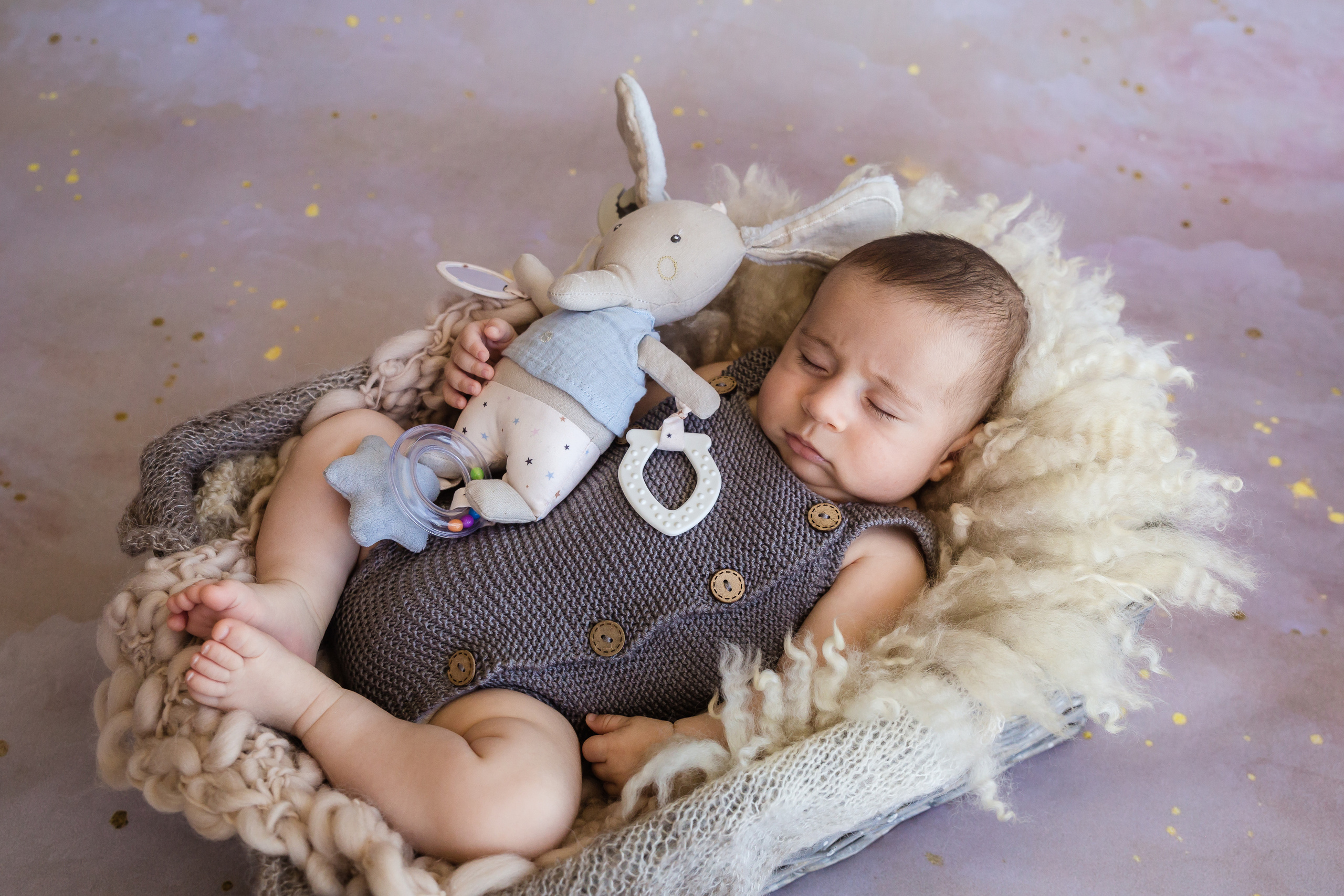 НОВОРОЖДЕННЫЕ