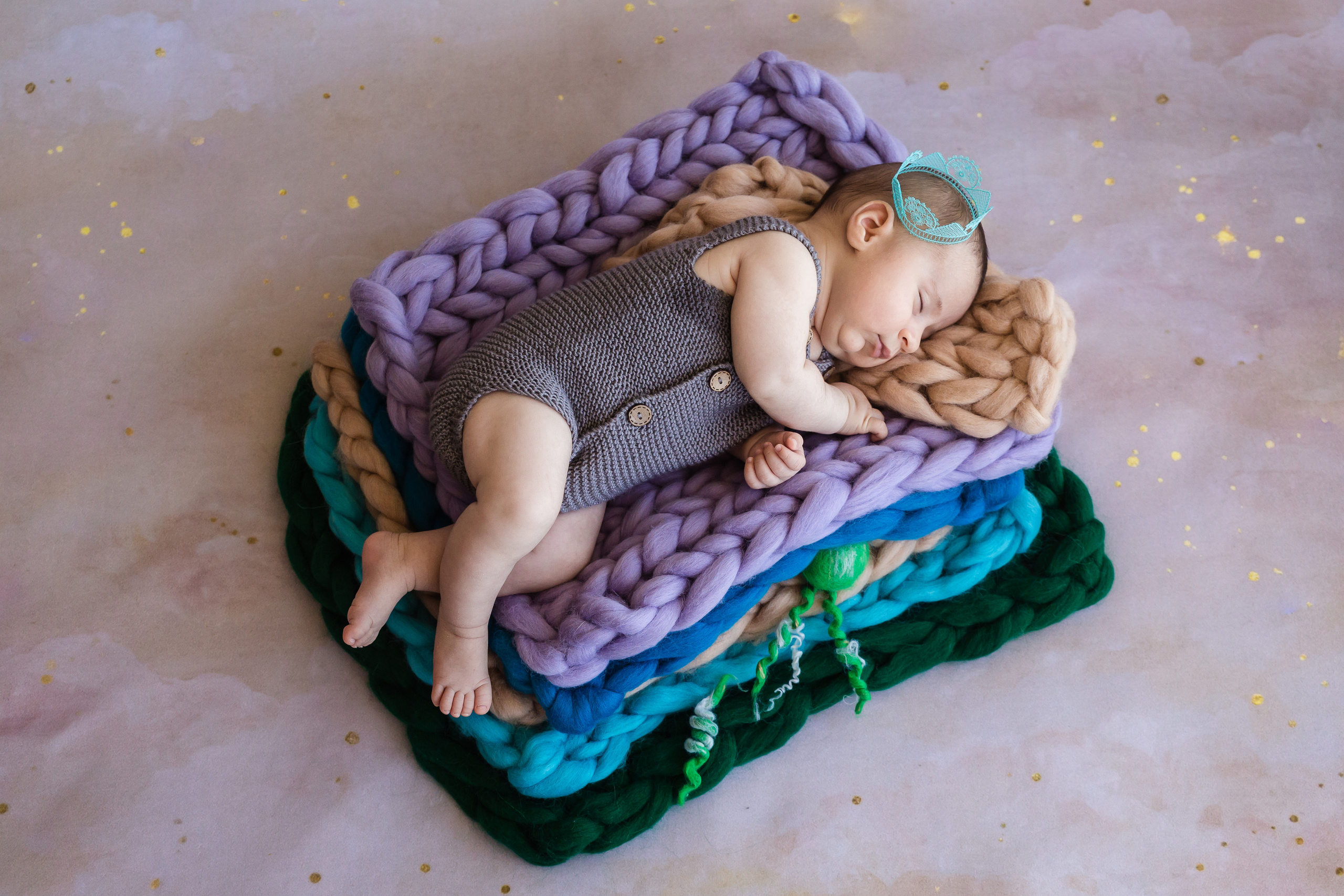 НОВОРОЖДЕННЫЕ