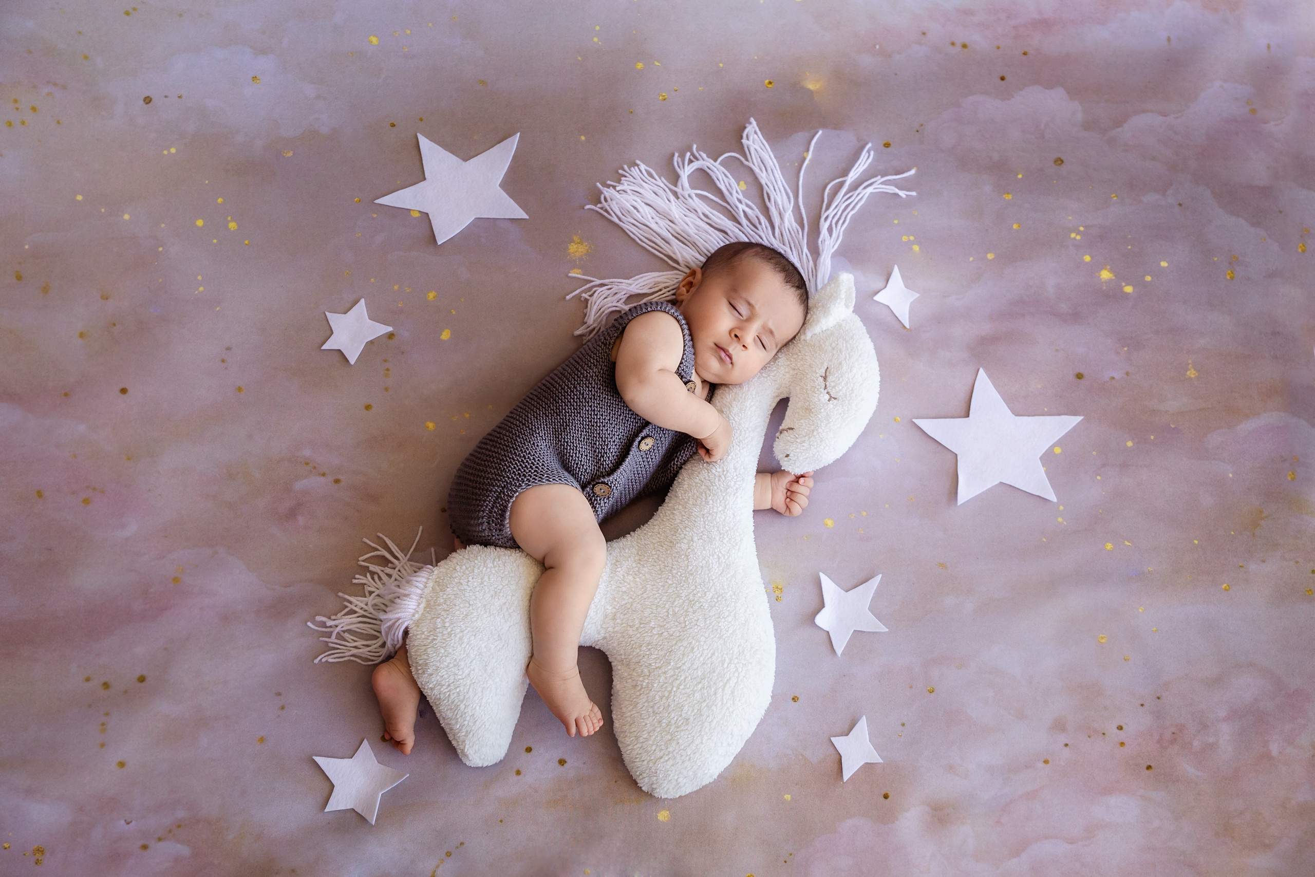 НОВОРОЖДЕННЫЕ