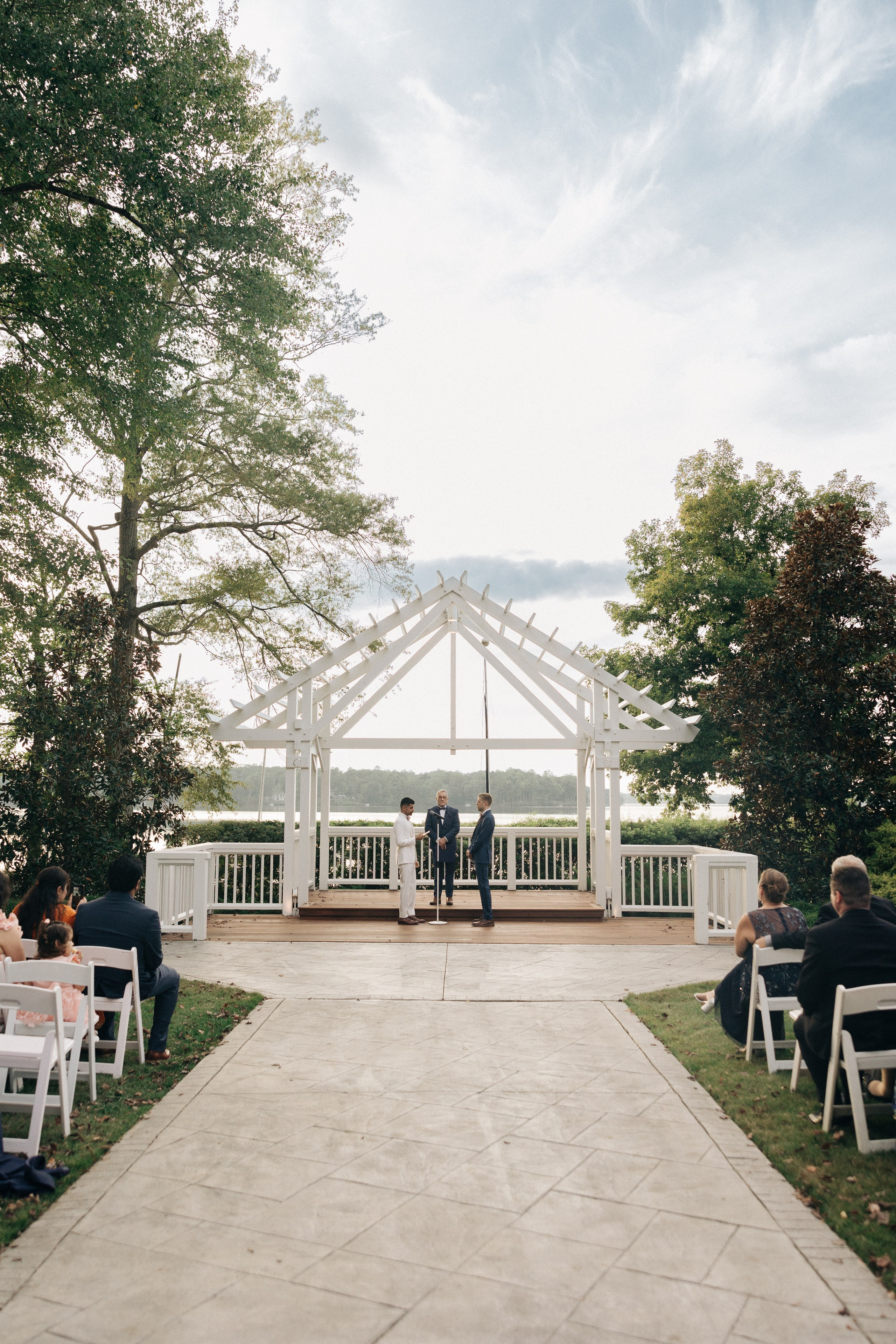 Queer Wedding in Richmond, VA. Sara Eulalia | Virginia Photographer