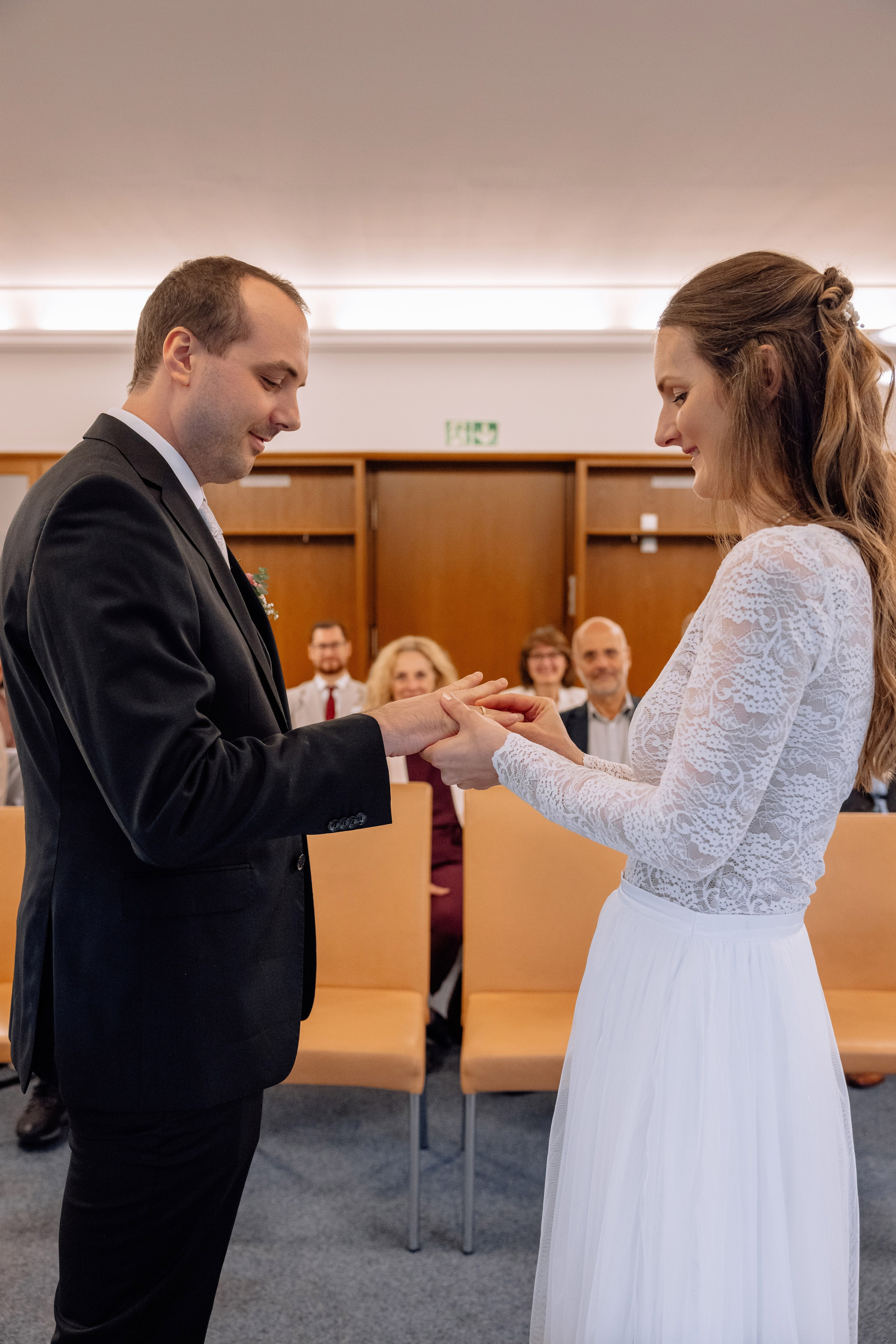 Zeitlose Hochzeit im Standesamt Mandlstraße | München Schwabing. Hochzeitsfotograf München Taufe Familienfotograf Tanja Mauke