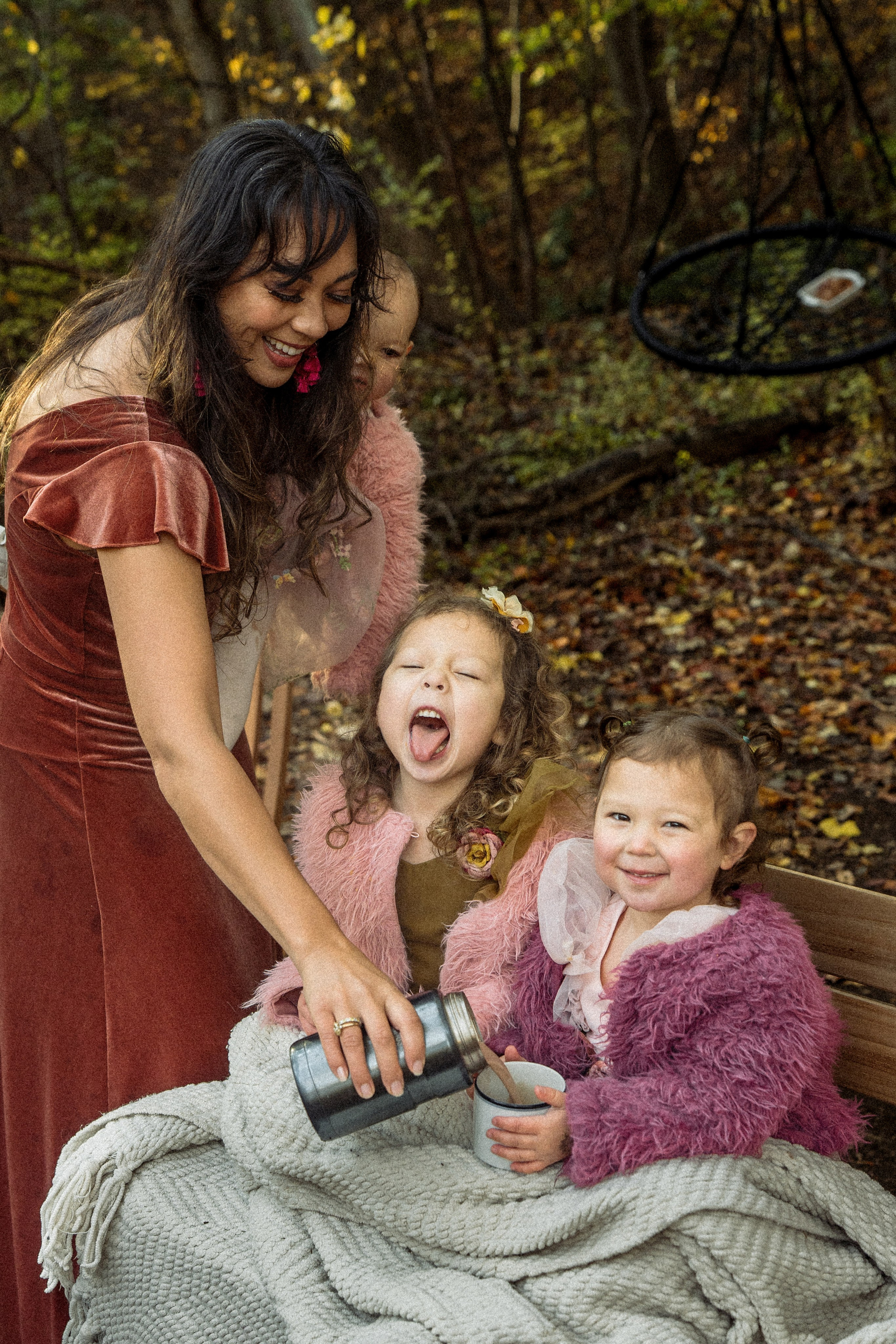Clint, Christine, Etta, Leighton, Elodie. Sunrise. Alisa Tant — Family and newborn photographer Bucks County, Montgomery county, Philadelphia, NJ
