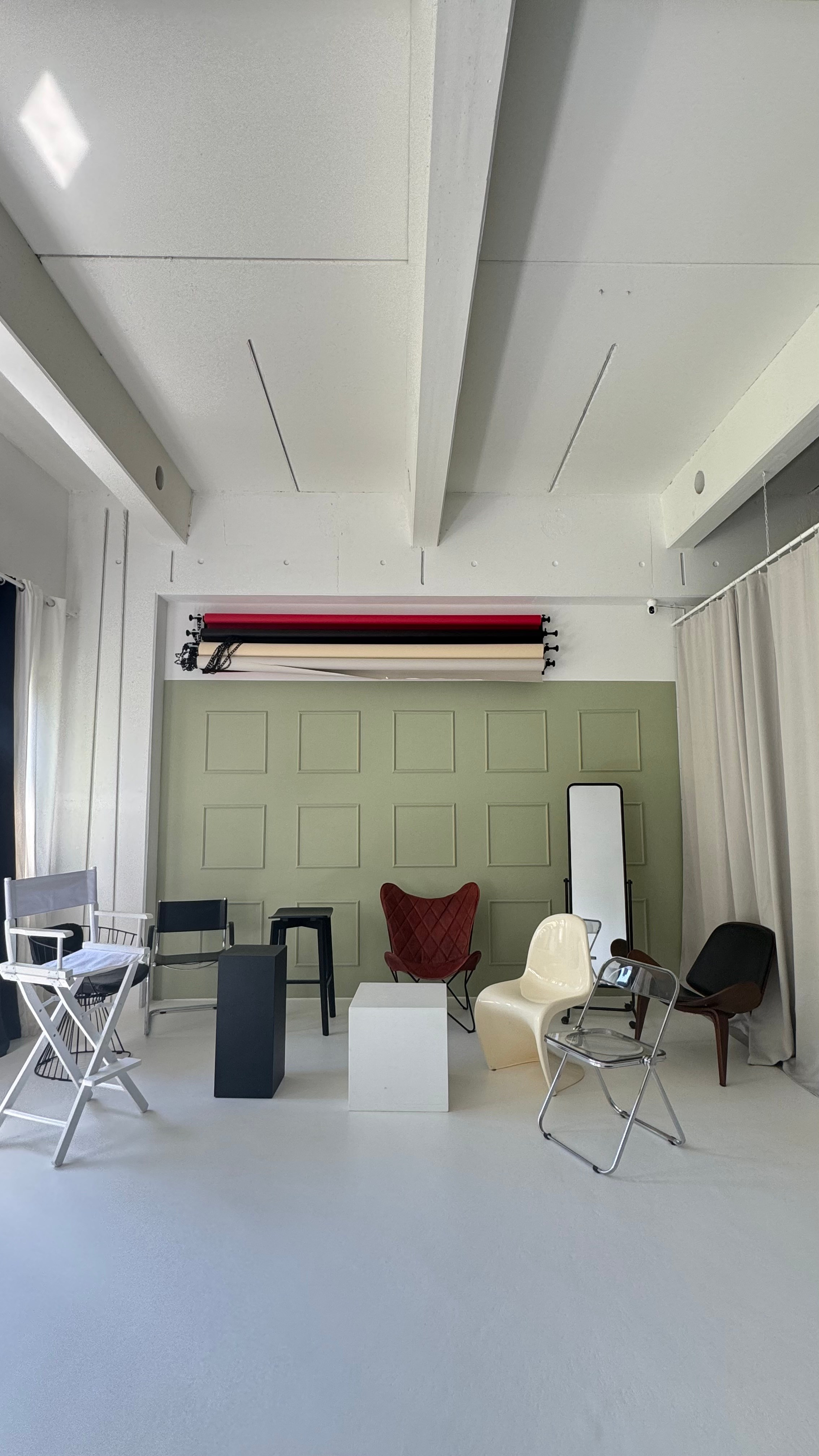 Оборудование и мебель. Photo studio Aesthetic Space