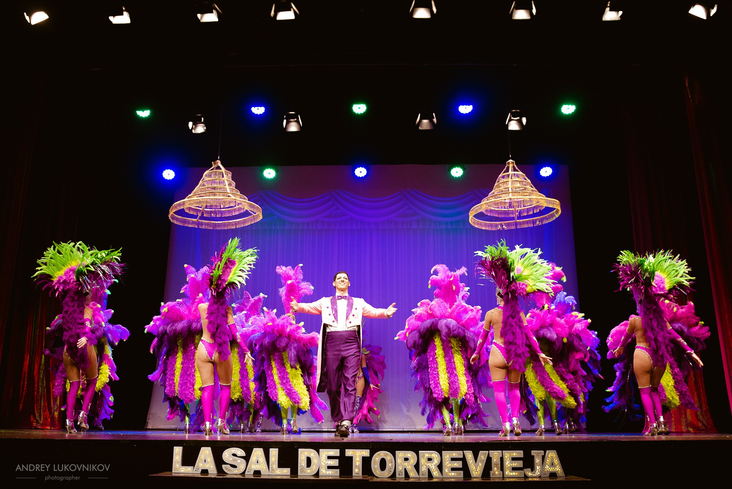 Reportaje fotográfico y rodaje entre bastidores del concierto de La Sal de Torrevieja en España