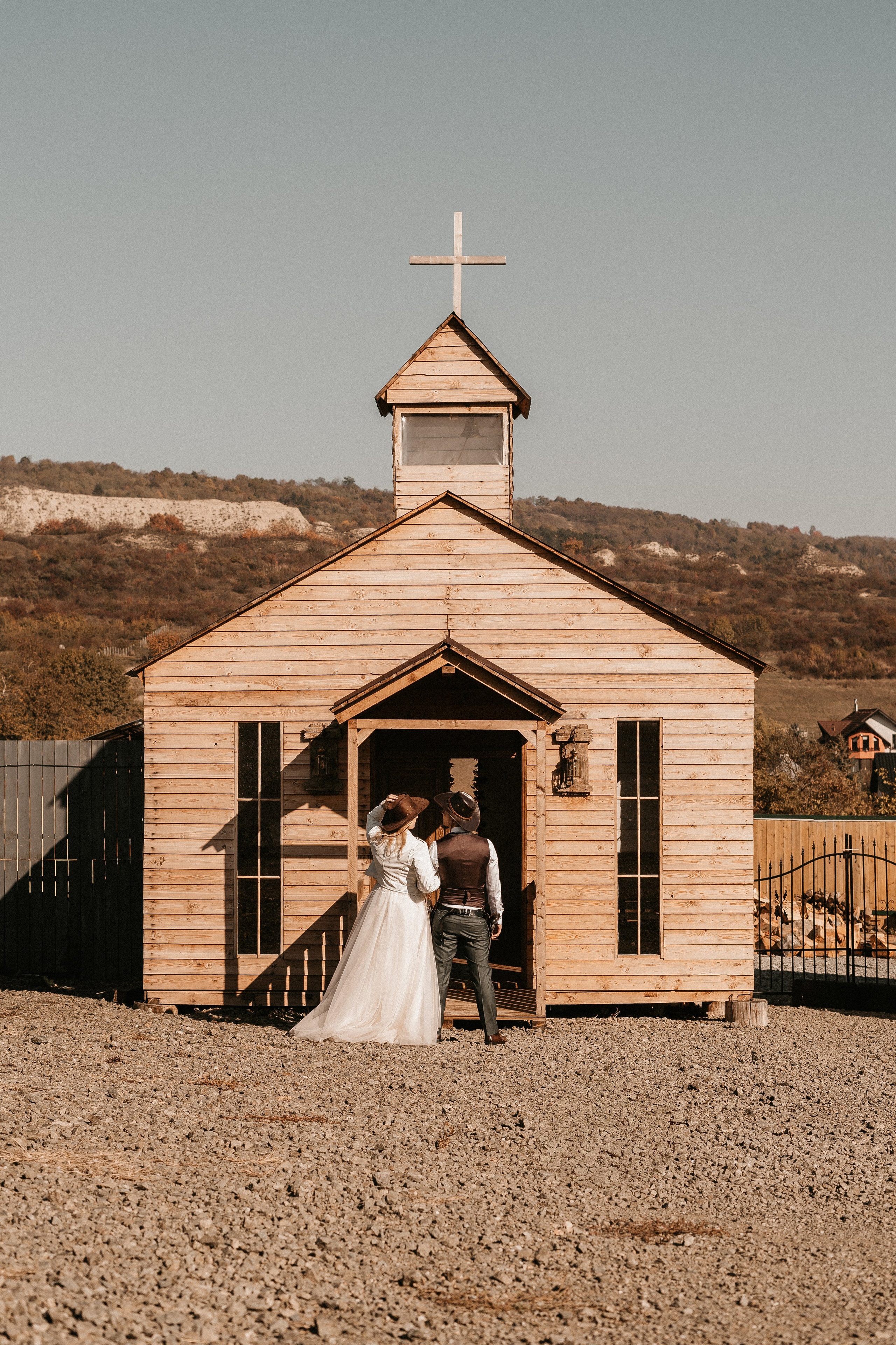 Christiana & Gyuszi. Dara Lens | The art of remembering