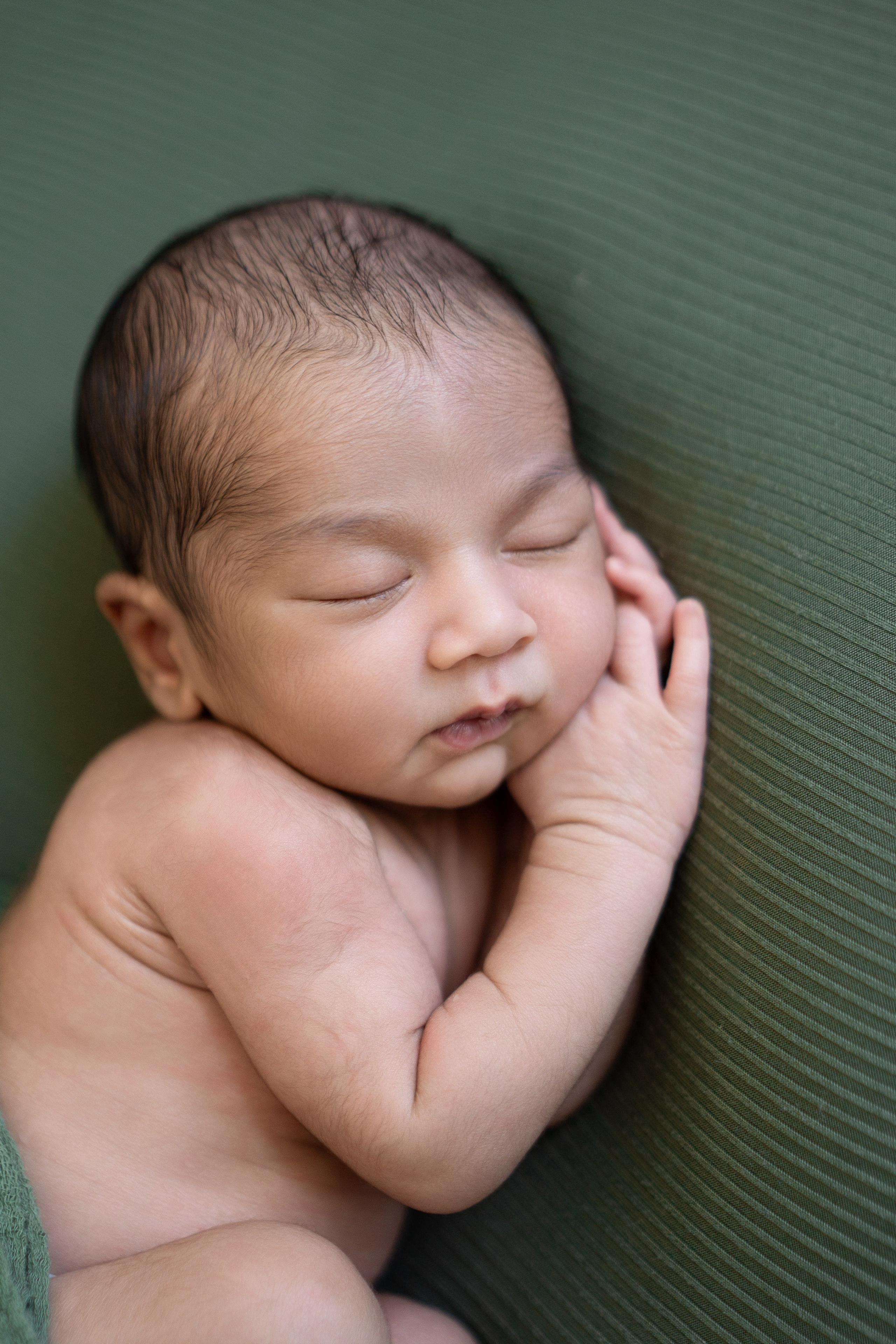 Posed Newborn. Maternity, family and newborn photography in San Francisco Bay Area