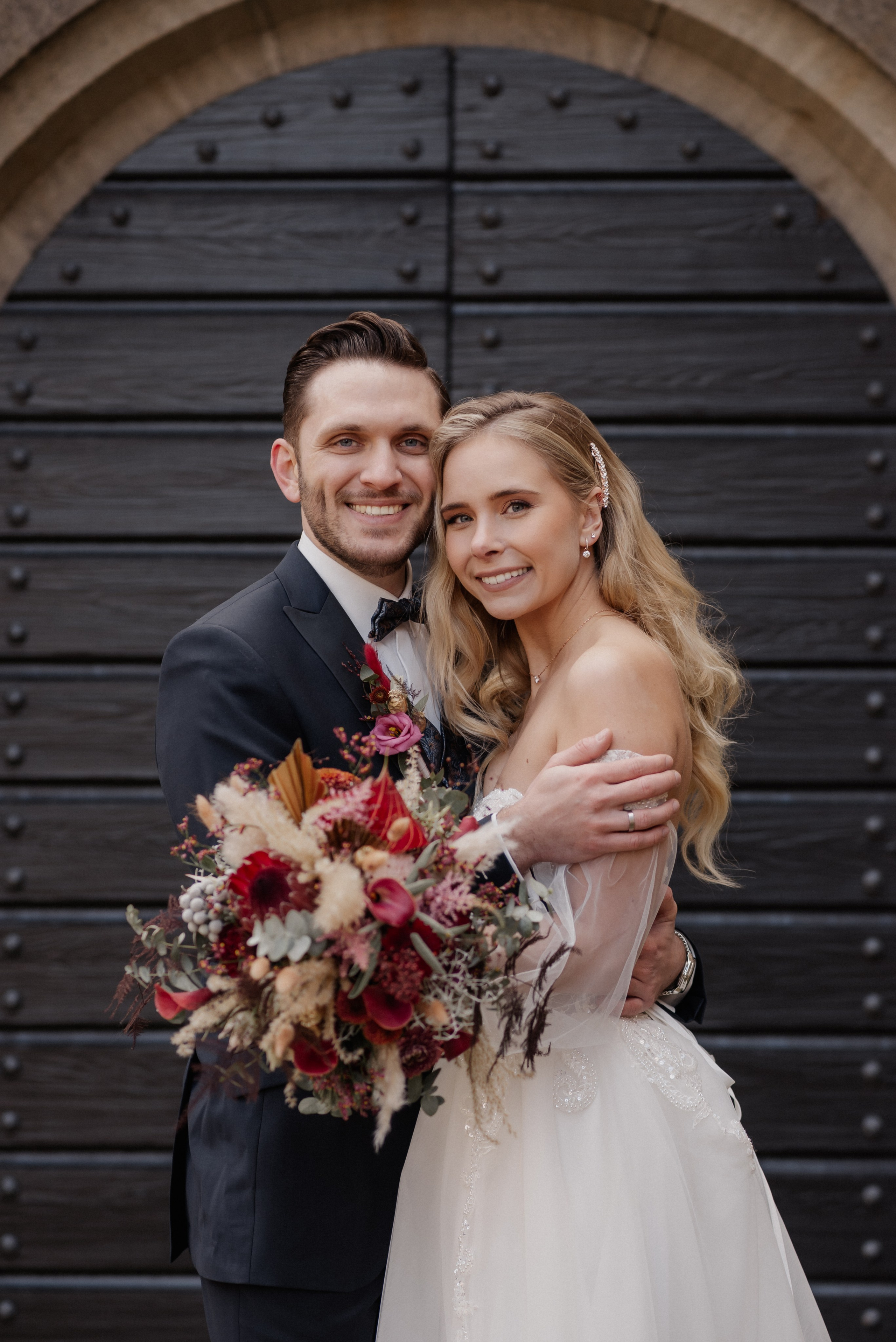 WINTER WEDDING IN NEUENDETTELSAU