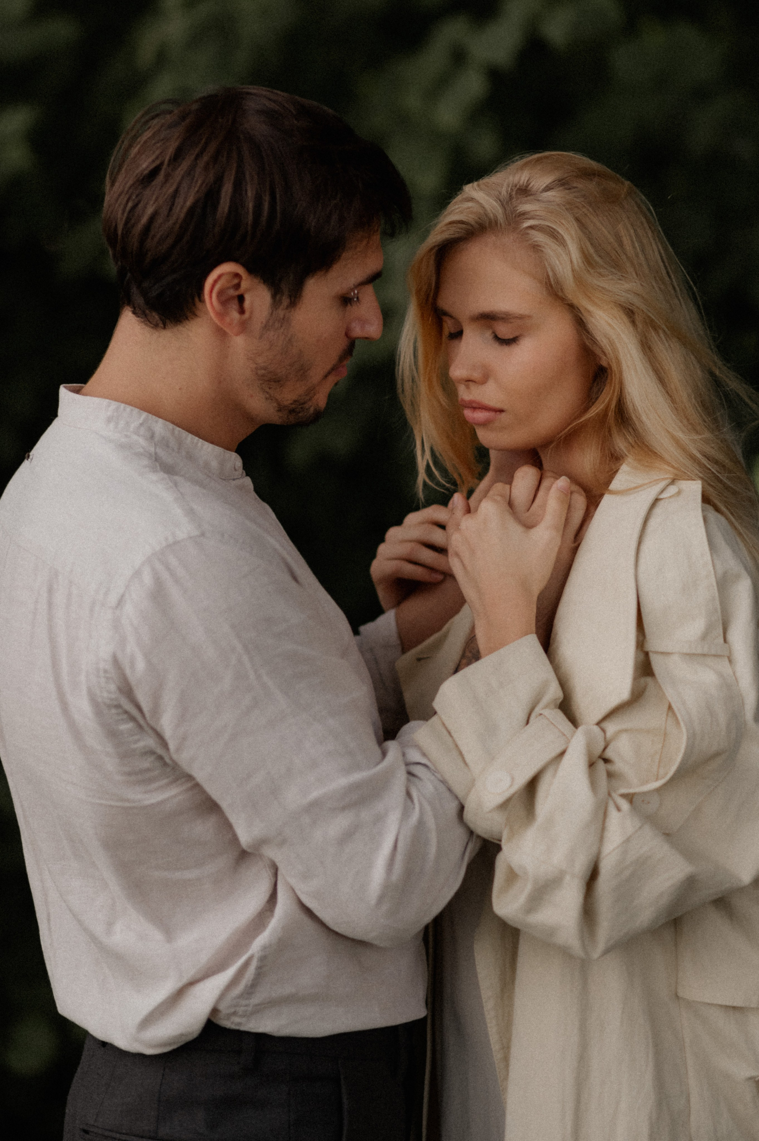 When the World Fell Silent. Photographer in Ansbach for Couples, Weddings and After Wedding