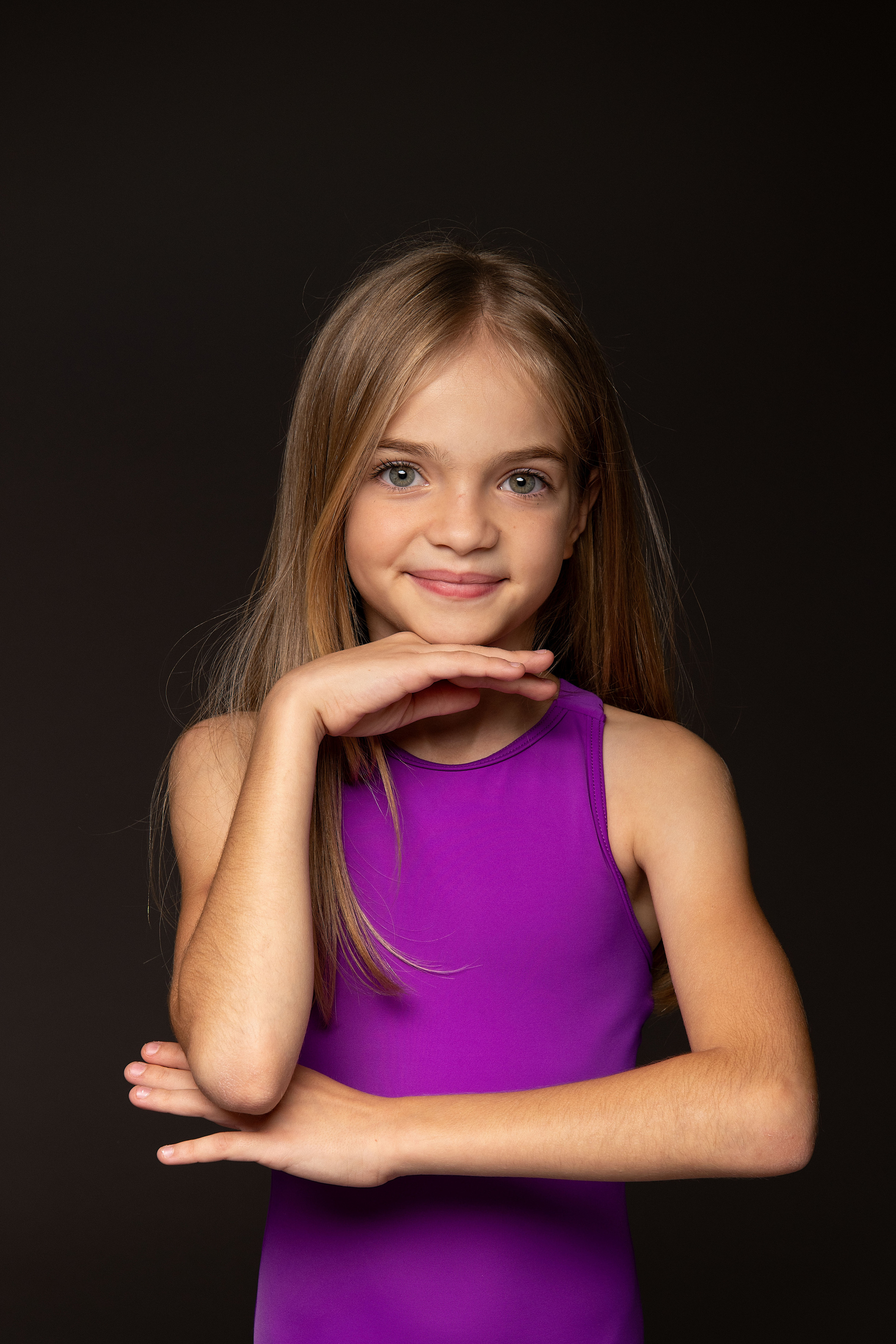 Gymnastics. Newborn photographer Sacramento