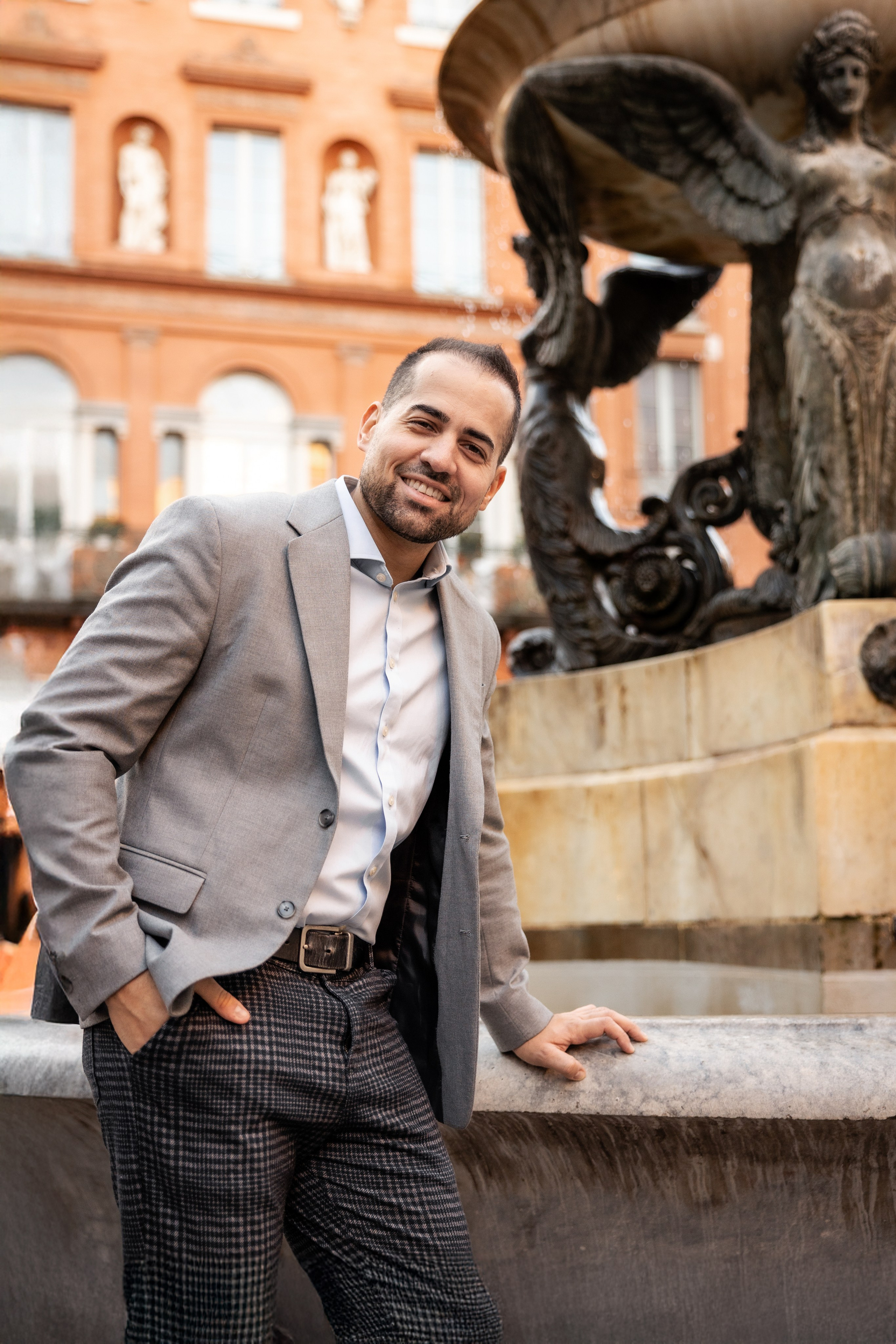 Tailored photo sessions for your personal brand. Eugénie Smirnova — your photographer in Toulouse and southwest France