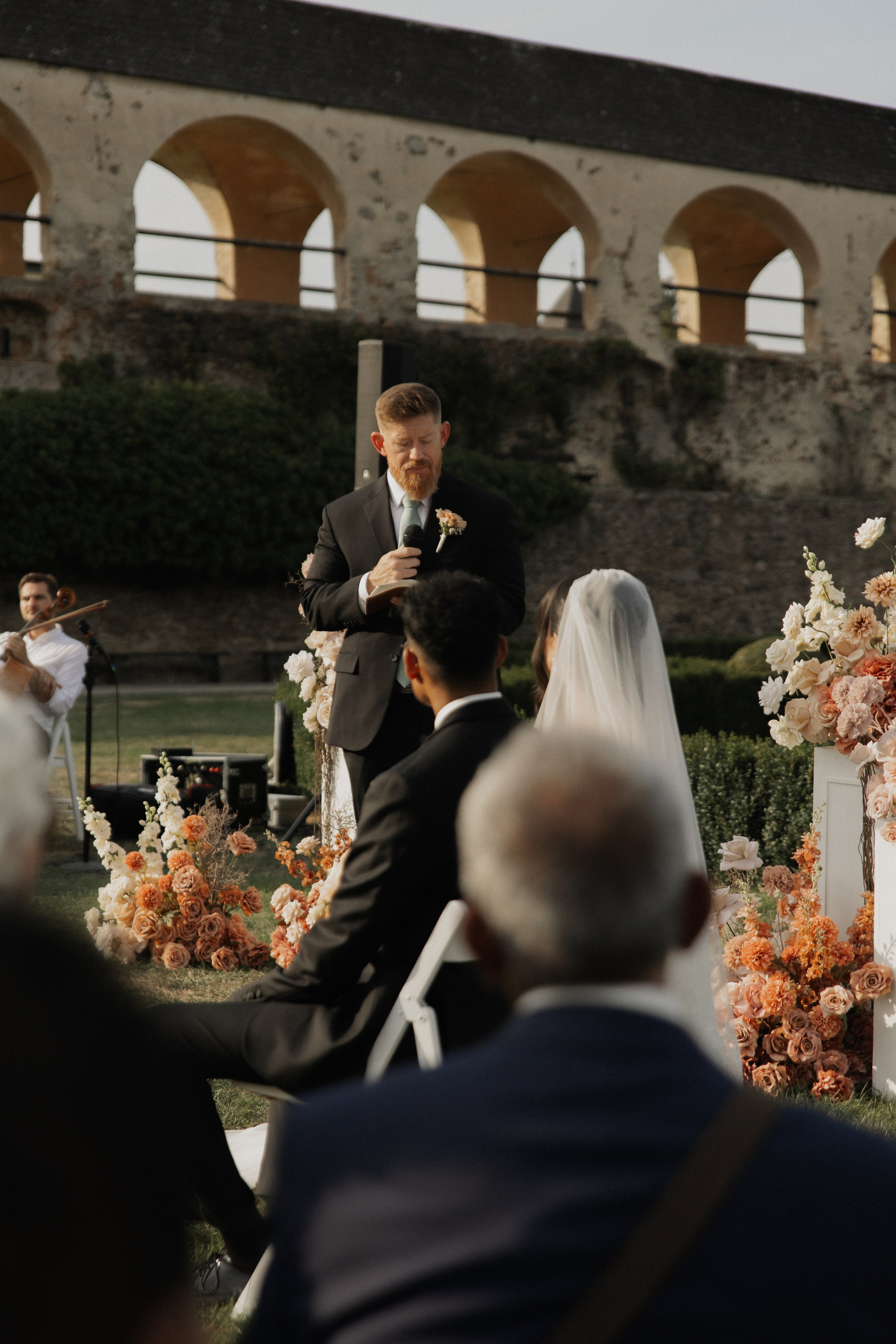 Elegant Castle Wedding in Austria | Alwin & Ruth’s Fairytale Celebration. Wedding photographer and videographer based in Timisoara, Romania