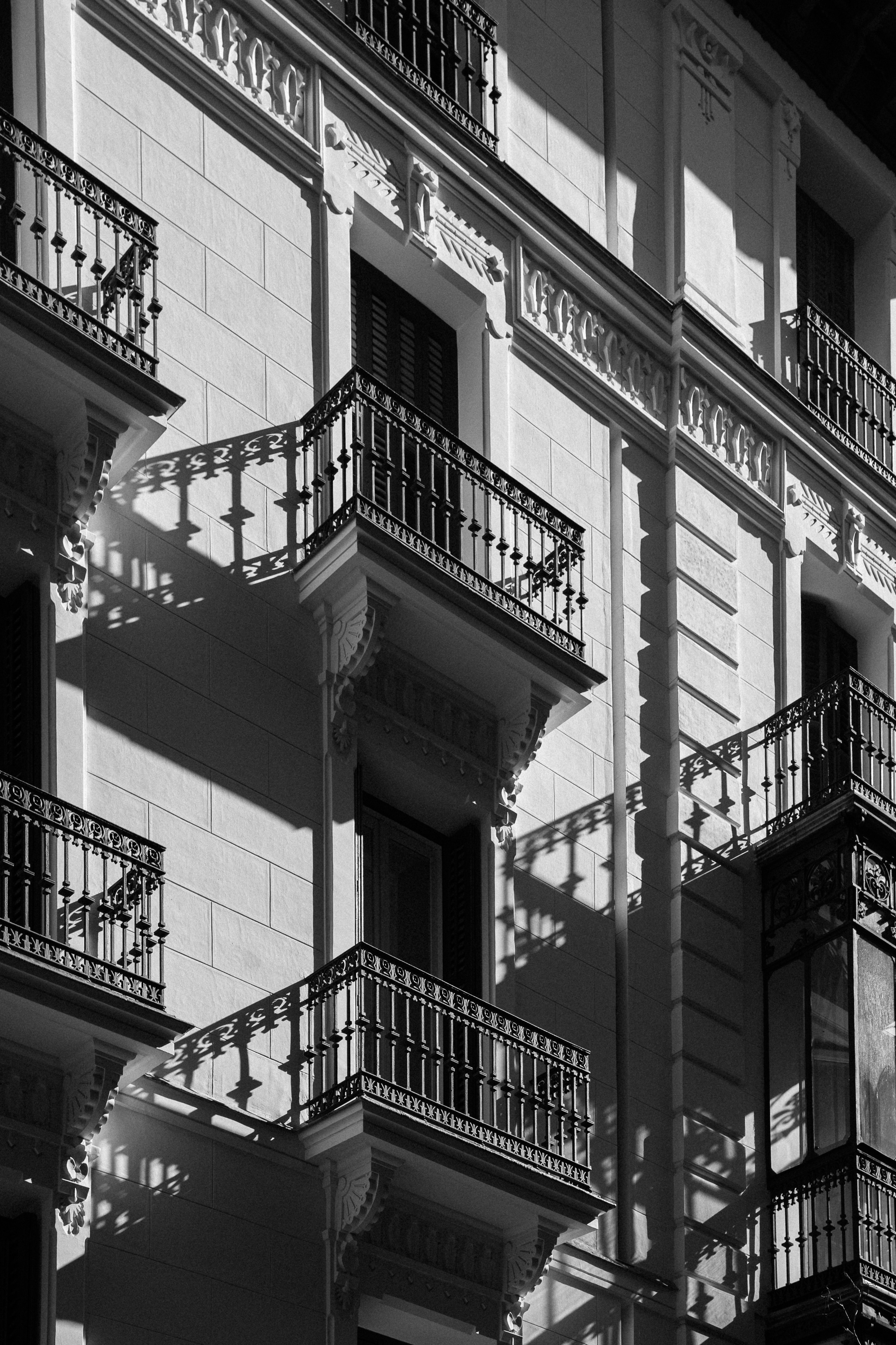 Summer hours in Madrid. Fotógrafo en Madrid, España. Alyona Belyaninova