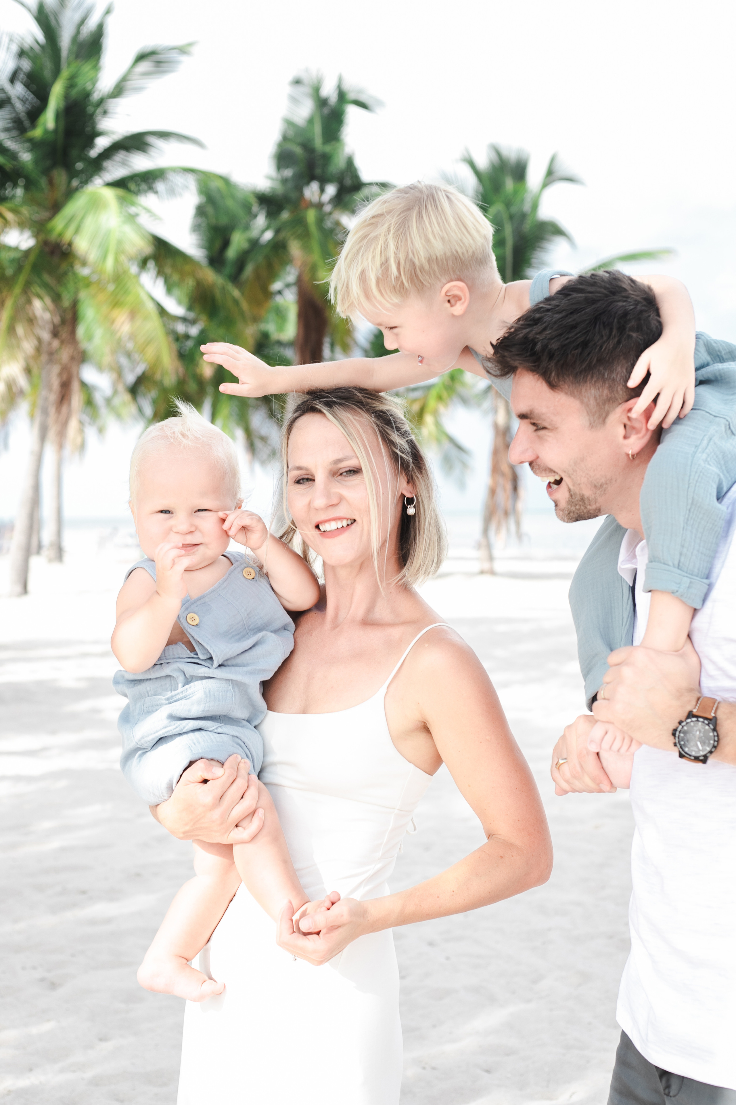 Family. Portrait and graduation photographer Marina Simanava