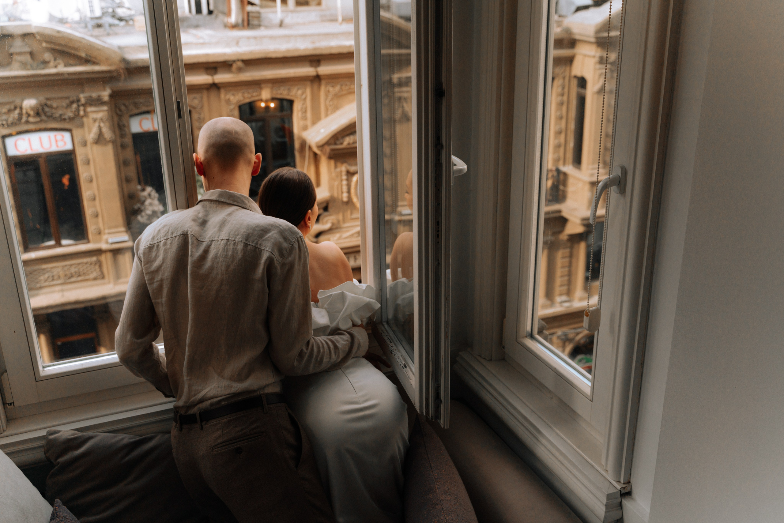 Фотосессия после росписи в Стамбуле. Фотограф в Дананге, Вьетнам. Эстетика и лайфстайл