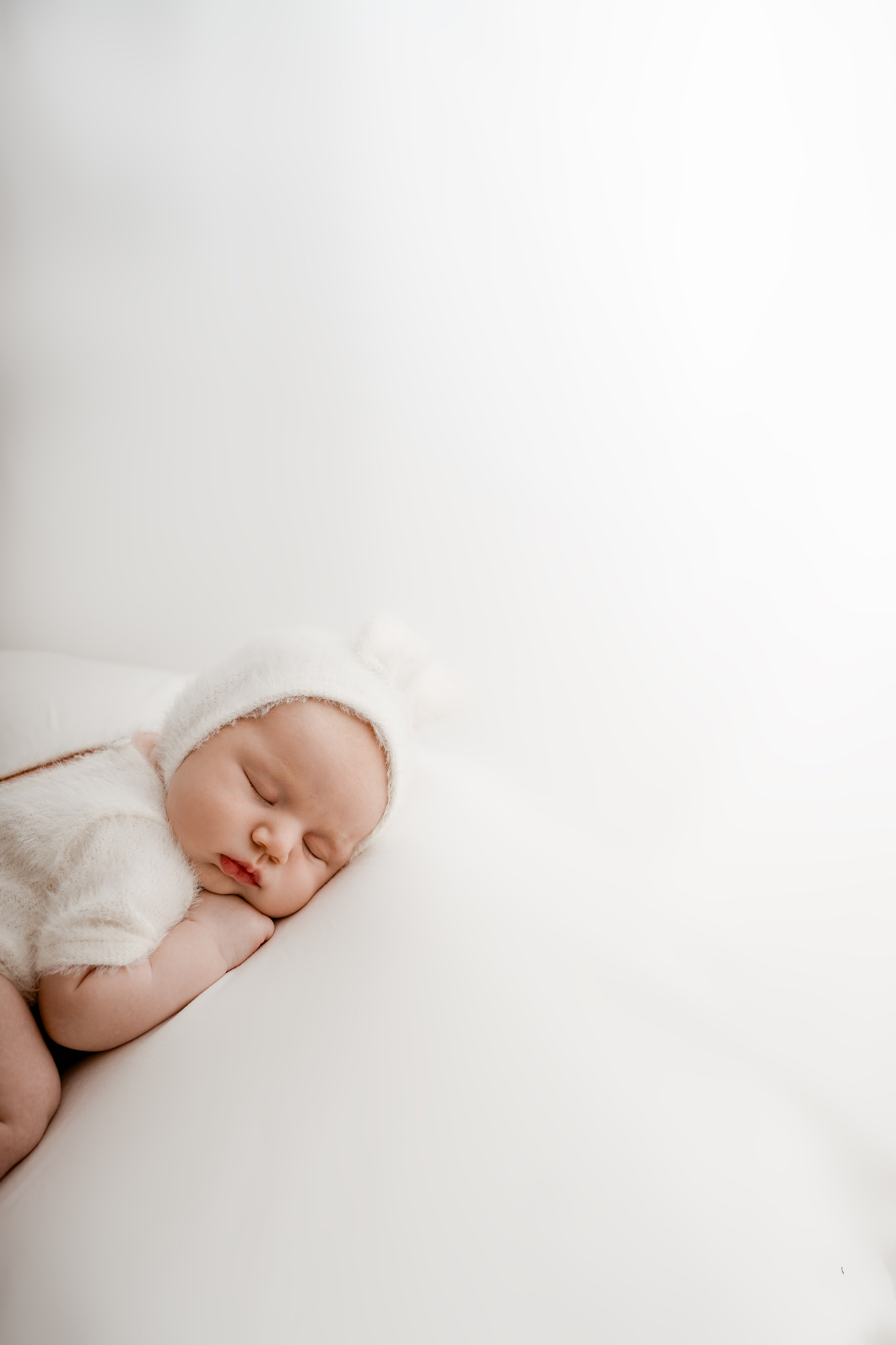 Fotografia Noworodkowa Łódź - Piękne Zdjęcia Noworodków. Fotograf Łódź - sesja ciążowa, noworodkowa, dziecięca. Studio w Łodzi