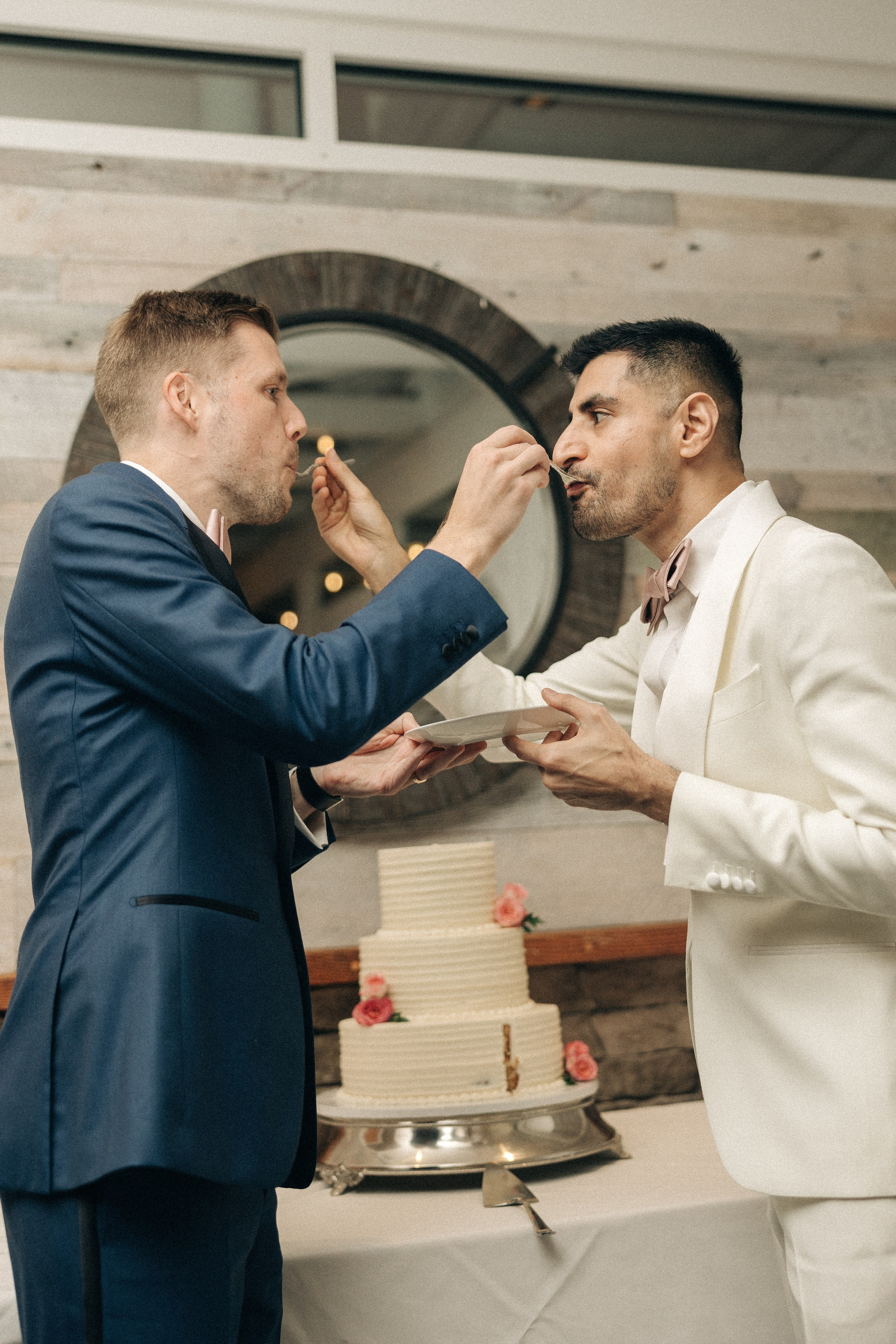 Queer Wedding in Richmond, VA. Sara Eulalia | Virginia Photographer