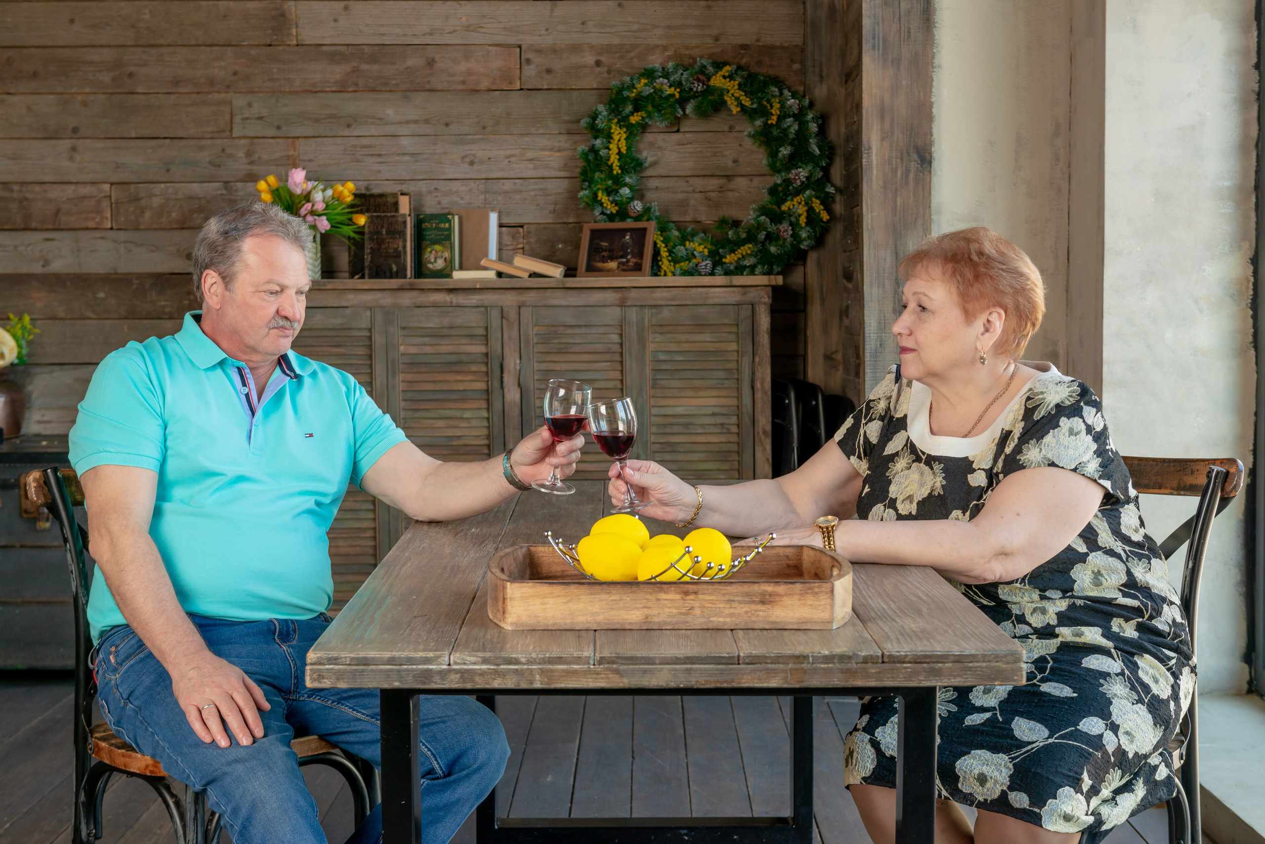 Photosession of a married couple in the studio. FOTÓGRAFO MÉXICO QUINTANA ROO