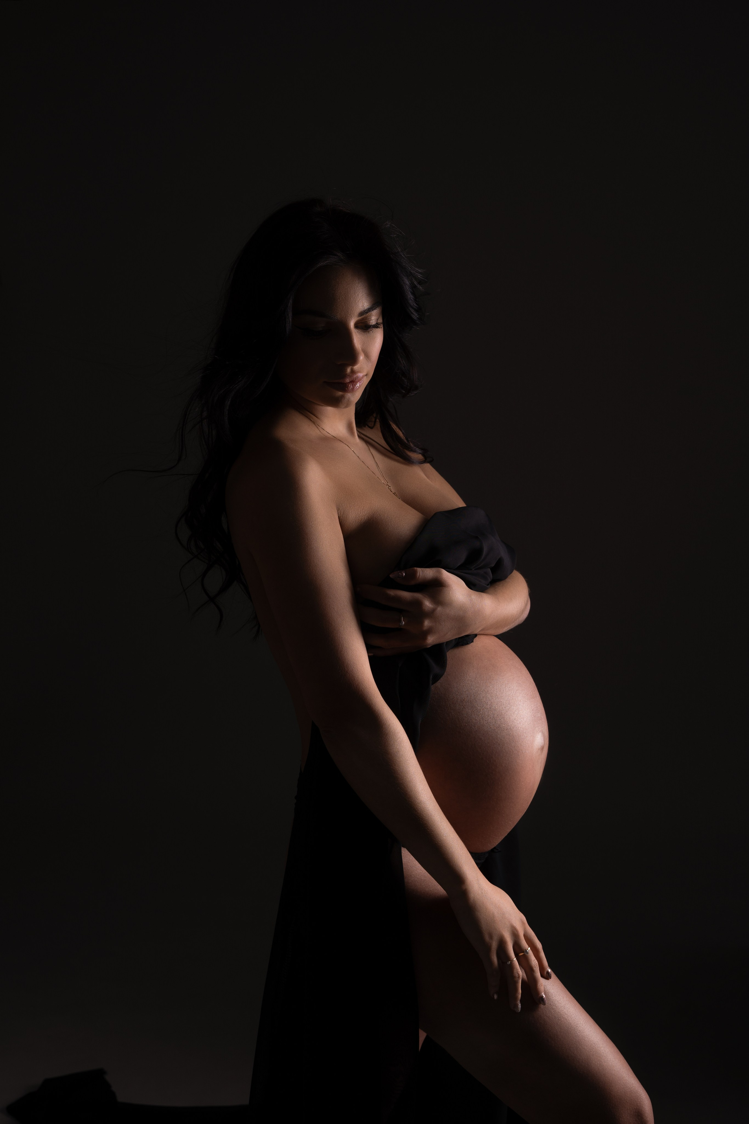 Sesja w stylu Vogue. Fotograf Łódź - sesja ciążowa, noworodkowa, dziecięca. Studio w Łodzi