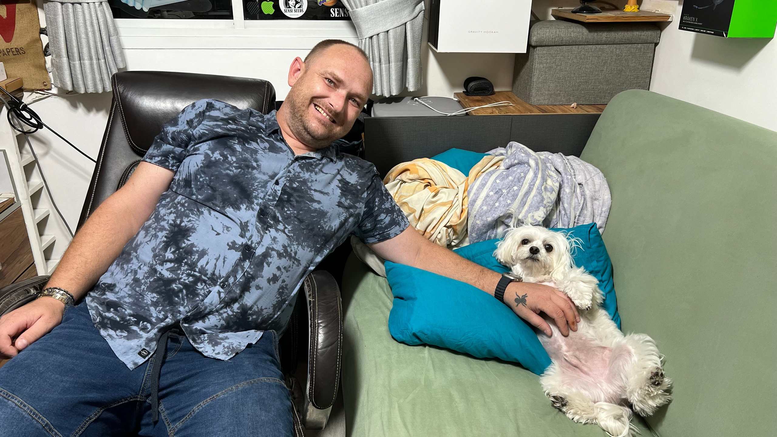 A dog I kept for him - Babysitter