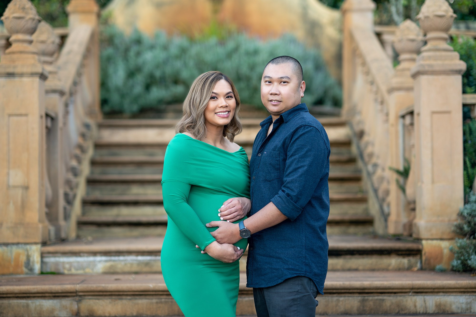 Best Maternity pregnancy photographer in Sydney, park photo shoot