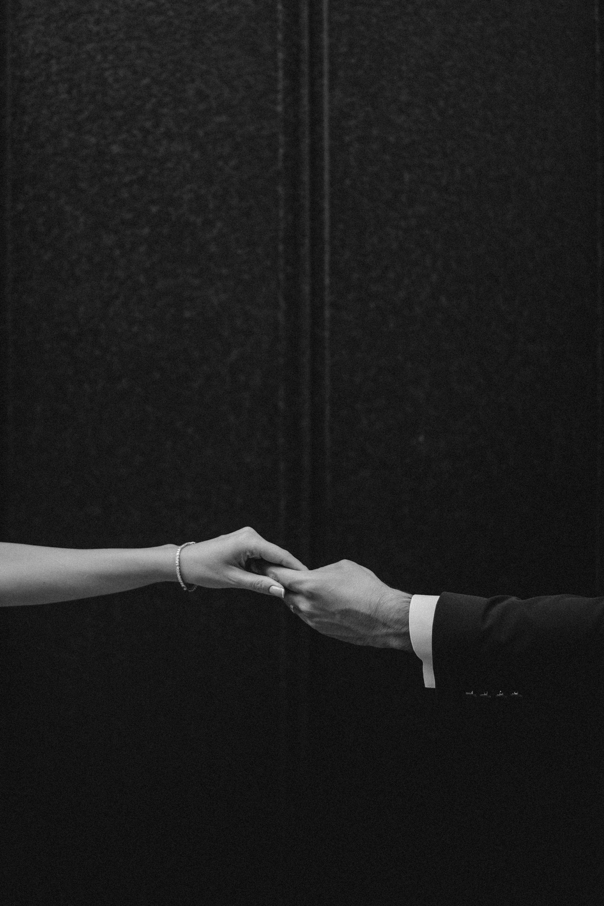 Povestea de nuntă a lui Anca și Dragoș în Bacău | Fotografie de Eveniment. Raw Studio. Fotograful tau de nunta!