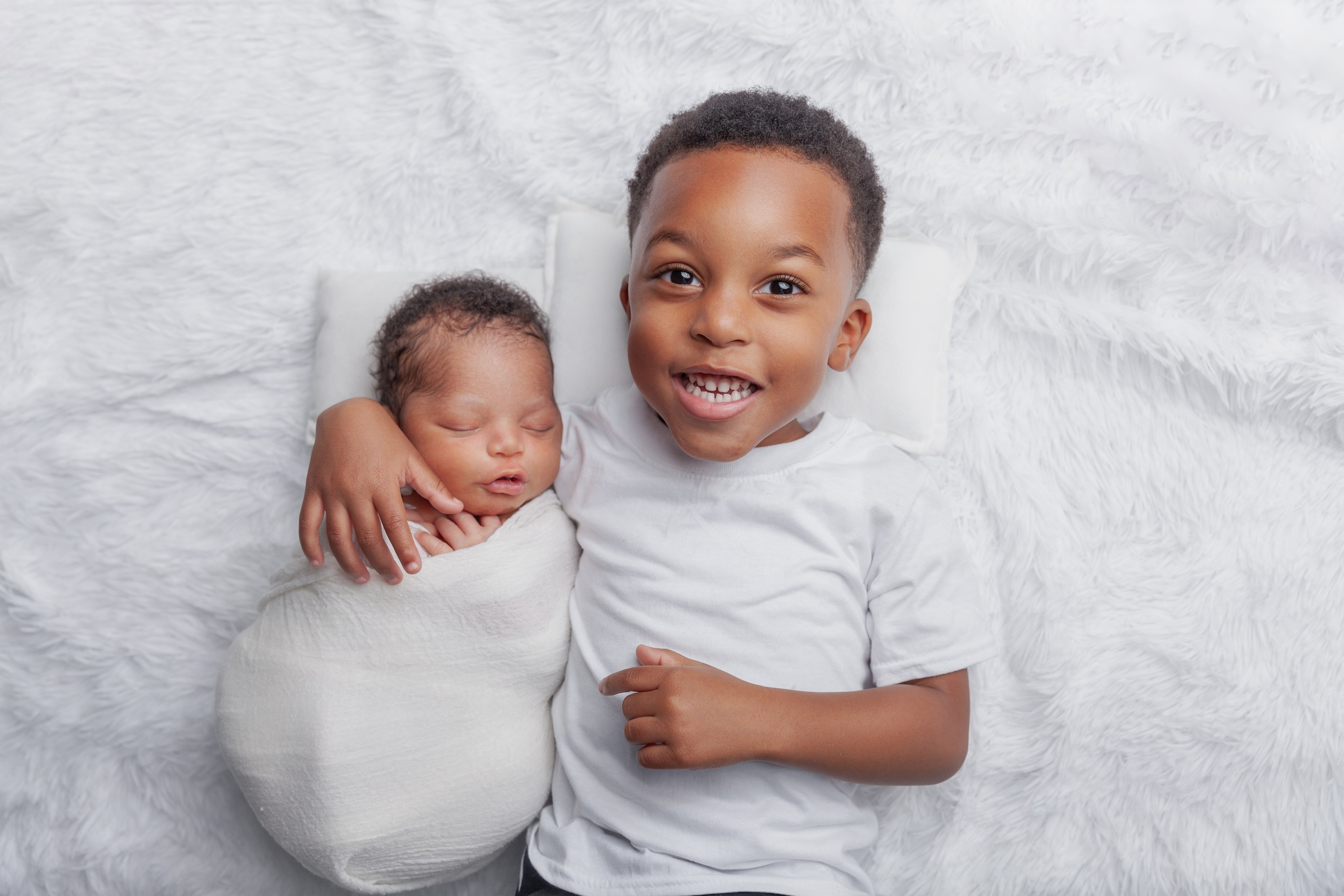 Newborn posing session. Marina Pravda Photography San Francisco Bay Area