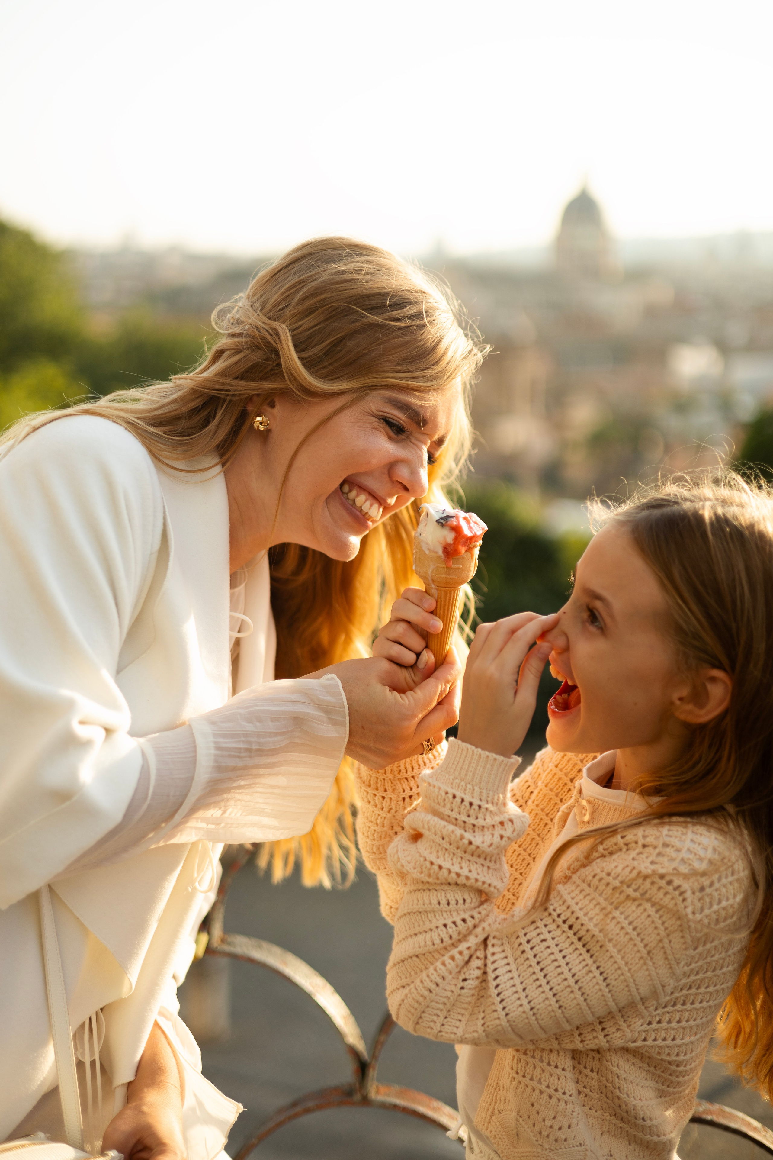 Hi! My name is Irena, and I’m a professional photographer specializing in family photography, love stories, and individual photoshoots