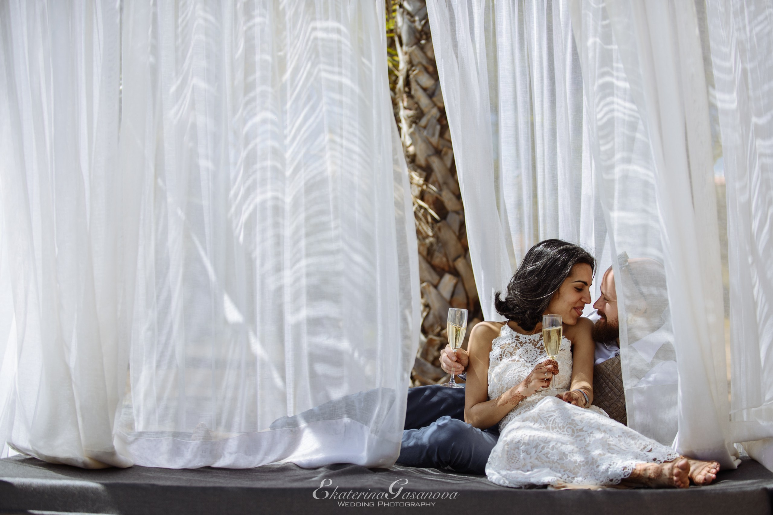Elegancia Oriental. La Magia de una Boda India en La Gran Villa Rosa. Фотограф Екатерина Гасанова — фотосессии в Барселоне