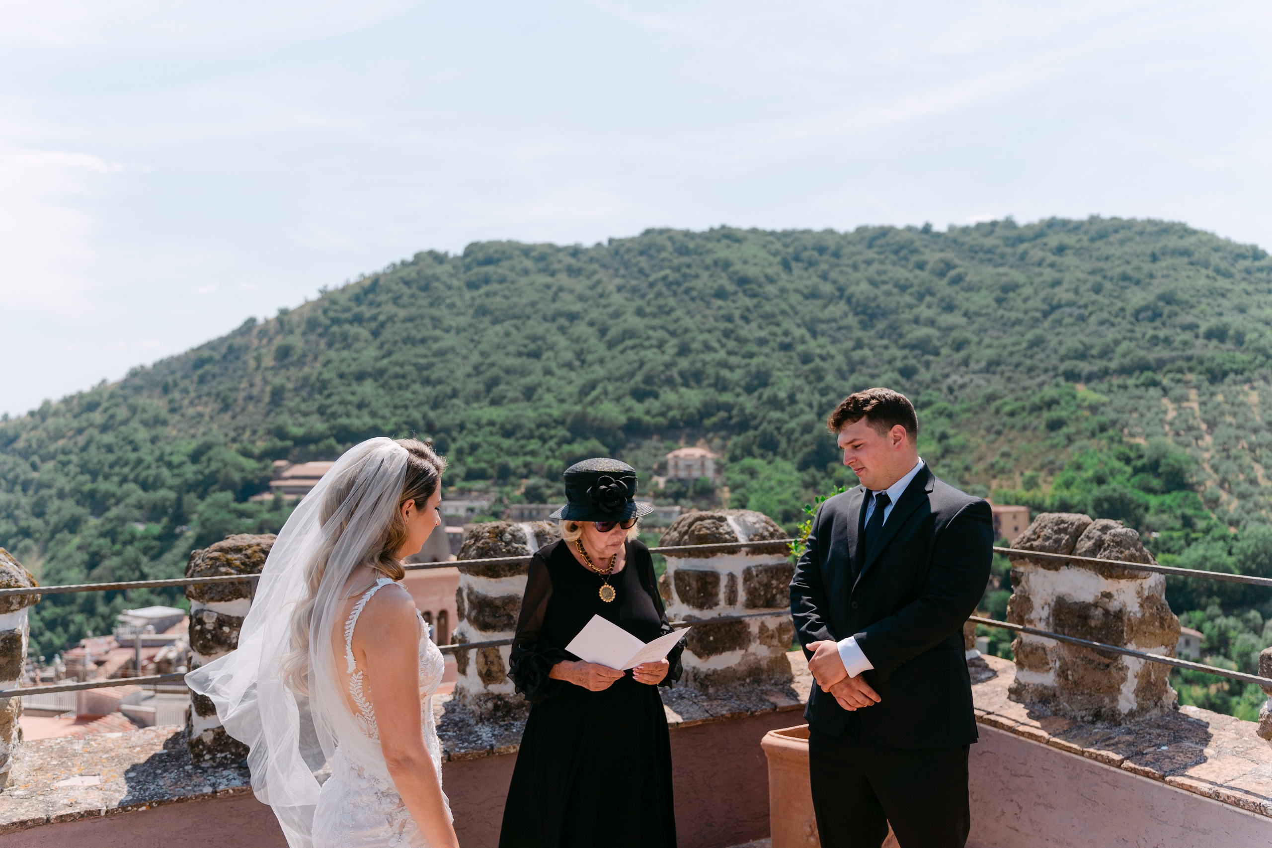 Destination Wedding in Castello Branccacio — Rome, Italy. Wedding & destination wedding photographer in Porto, Portugal — Davi Valente | Lisbon, Douro Valley, Rome, Tuscany & Lake Como