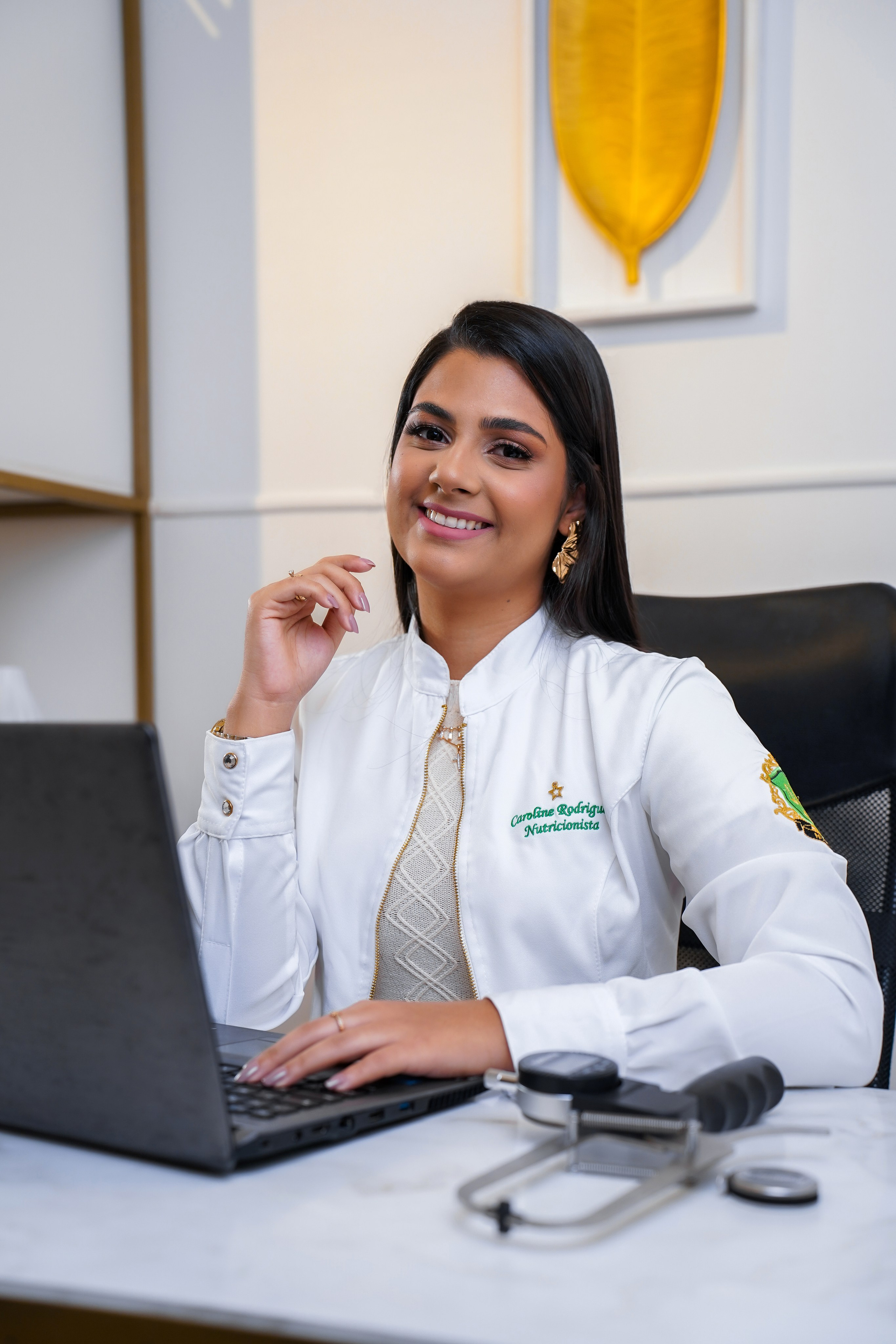 Institucionais. Início