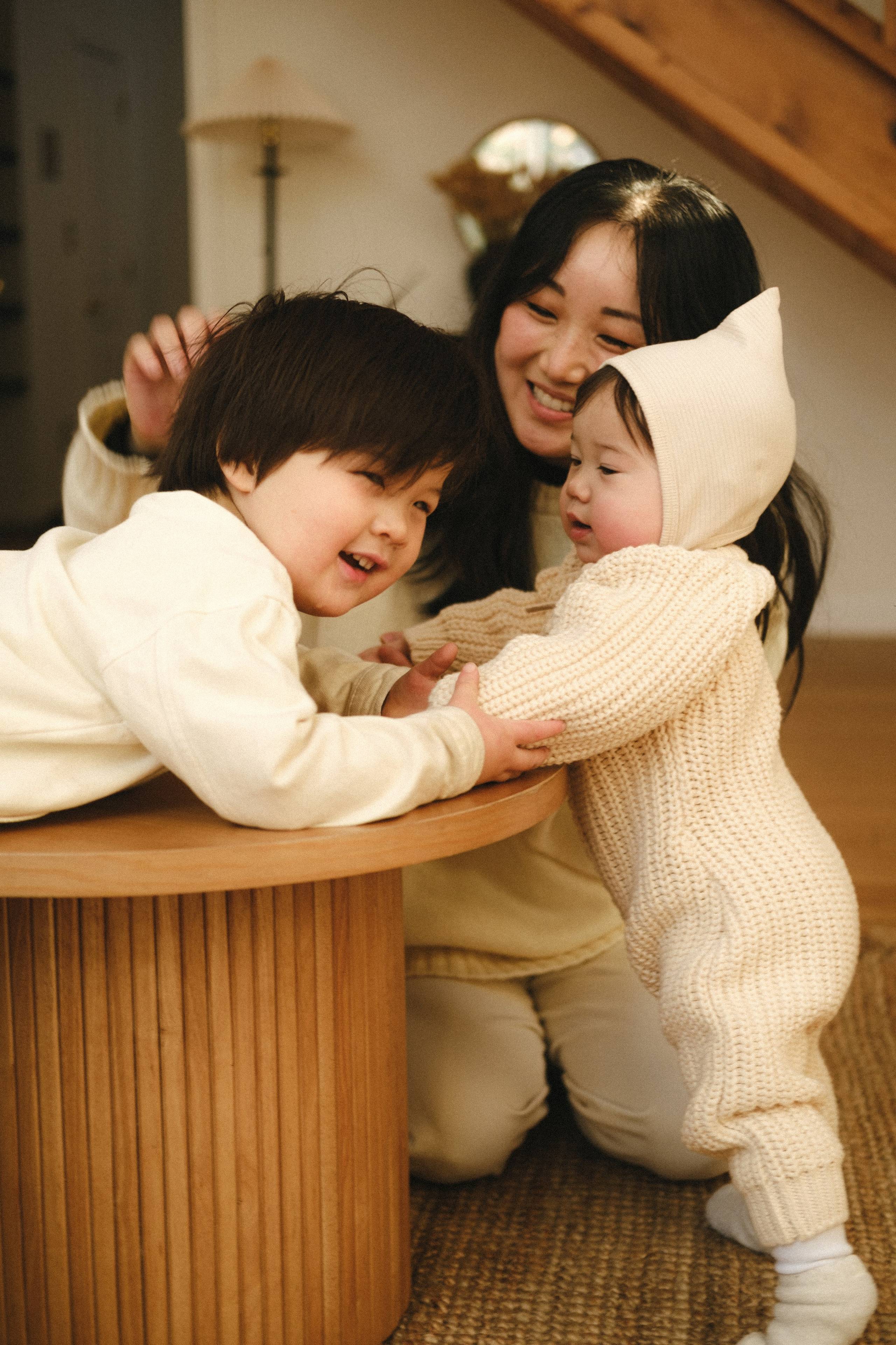 Snowy Family Photo Session at a Cozy Cottage Near Richmond, VA. Family Photographer Anna Dobrovolskaia | Richmond, VA