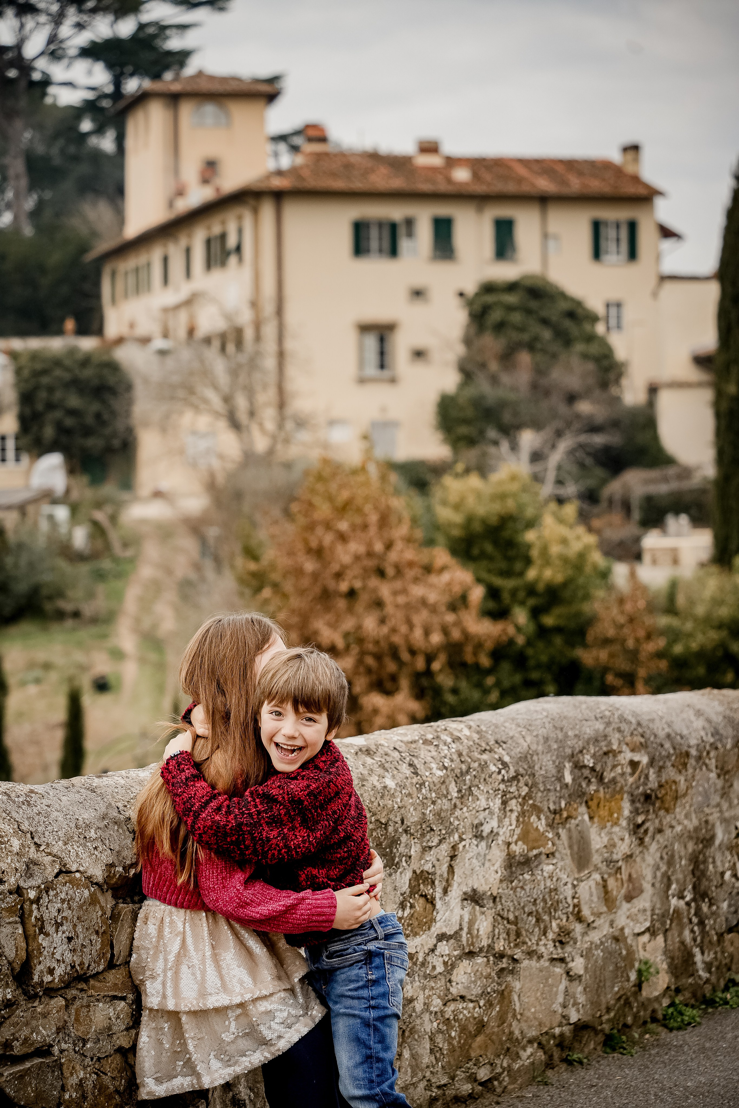 Family Photoshoot. Wedding Photographer in Italy