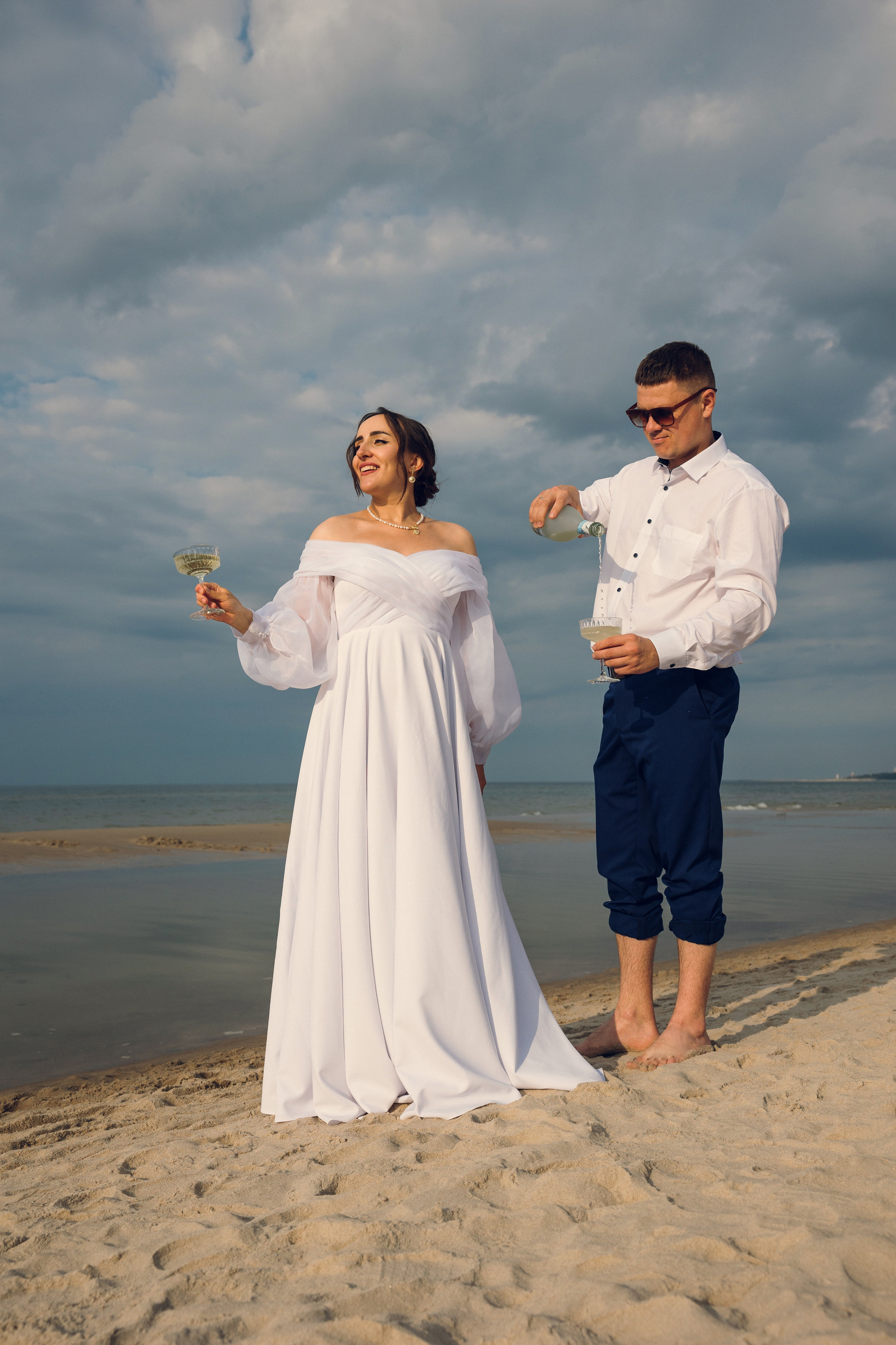 Fotograf Szczecin SESJA FOTOGRAFICZNA Z PRZYGOTOWAŃ DO ŚLUBU CEREMONIA WESELE Sesje narzeczeńskie Wasz fotograf ślubny Fotografia ślubna