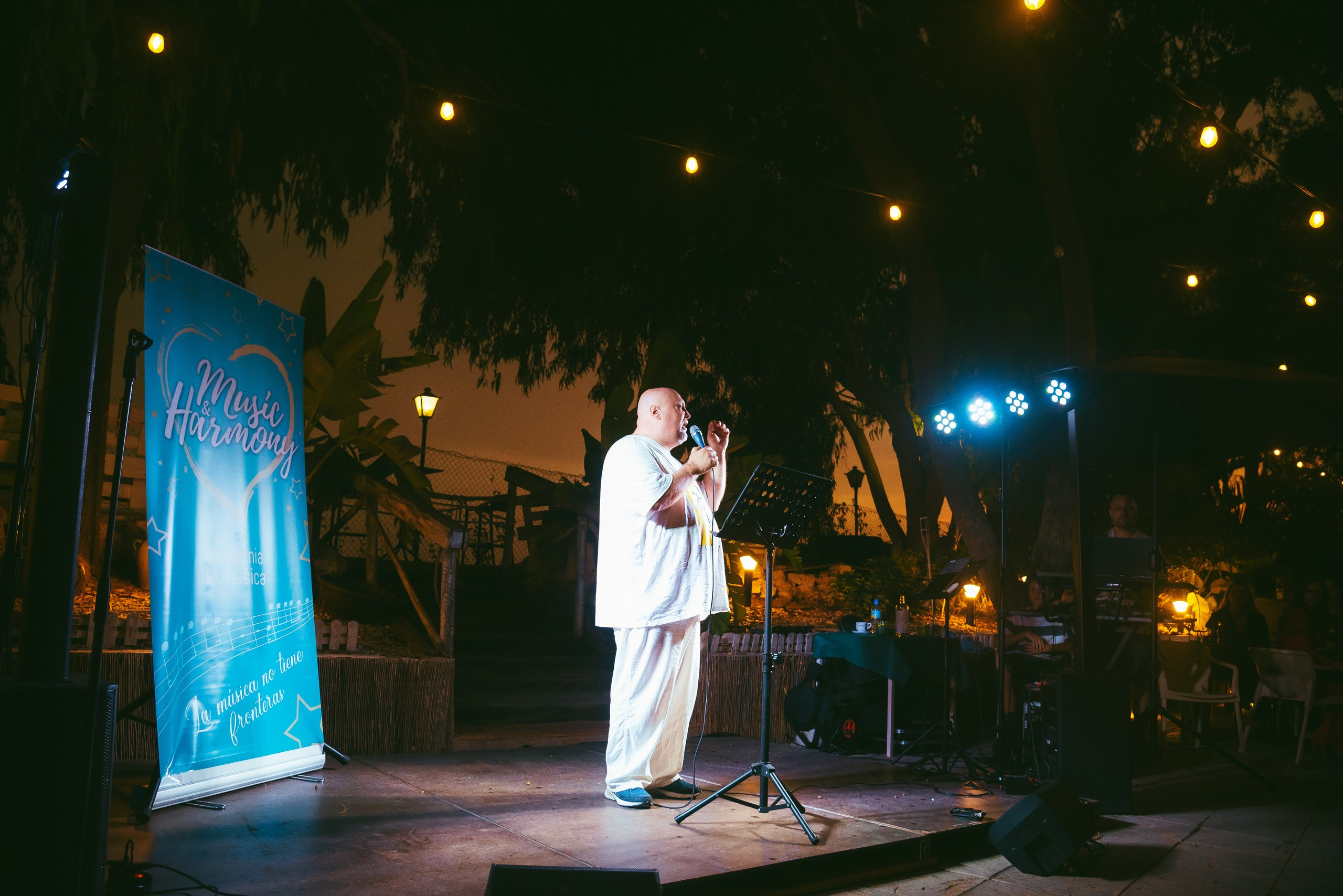 Photo report from a creative evening at the El Bosque Animado restaurant, Torrevieja