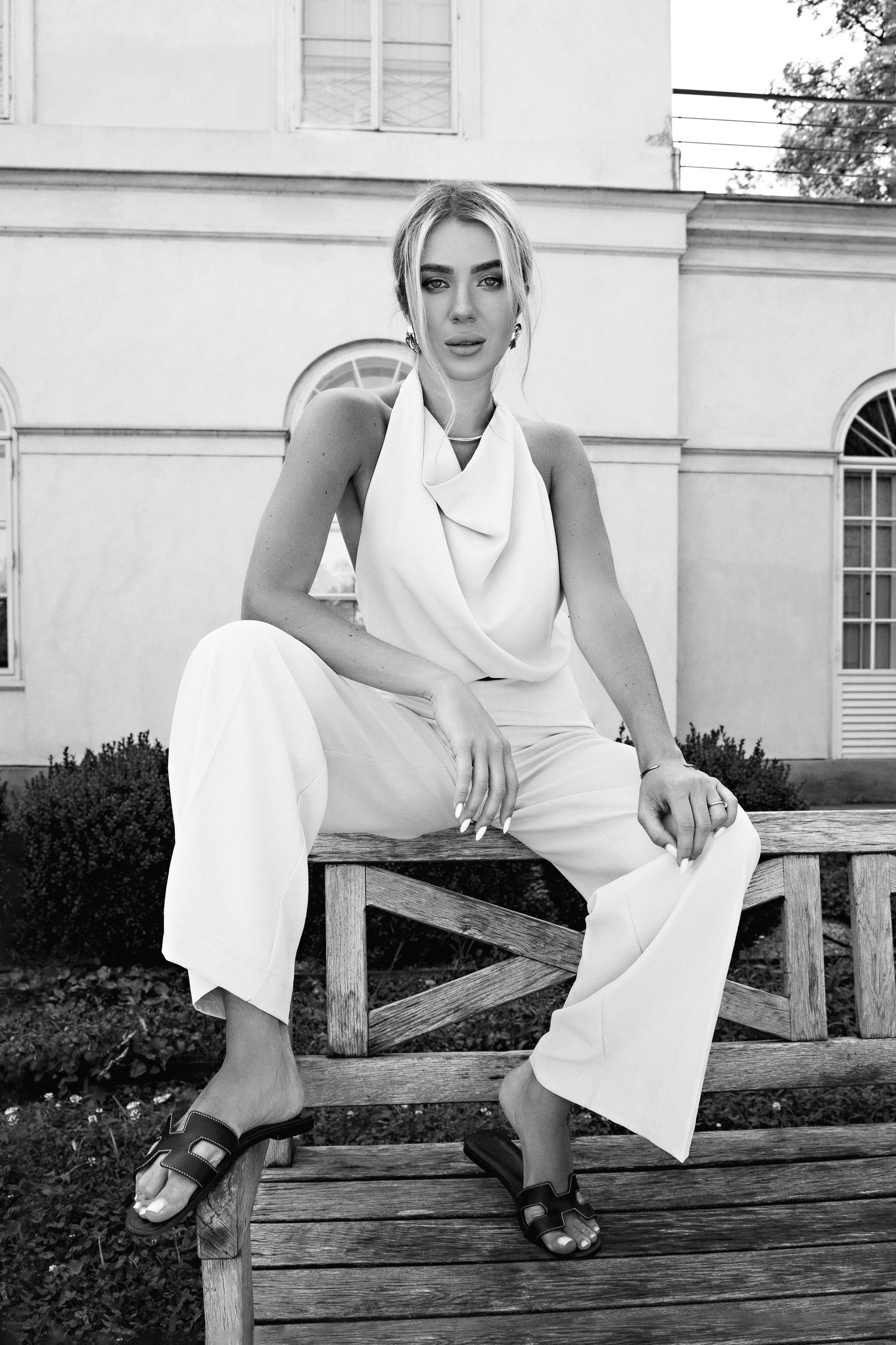 Baeva Yulia — portrait & fashion photographer