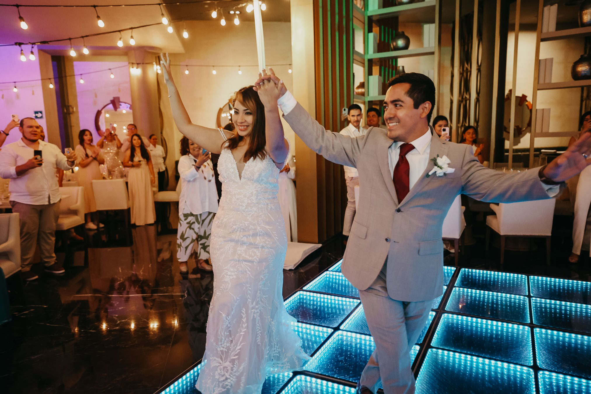 Cancun TRS Boda Pato y Wendy. Estudio de fotografia en Tijuana