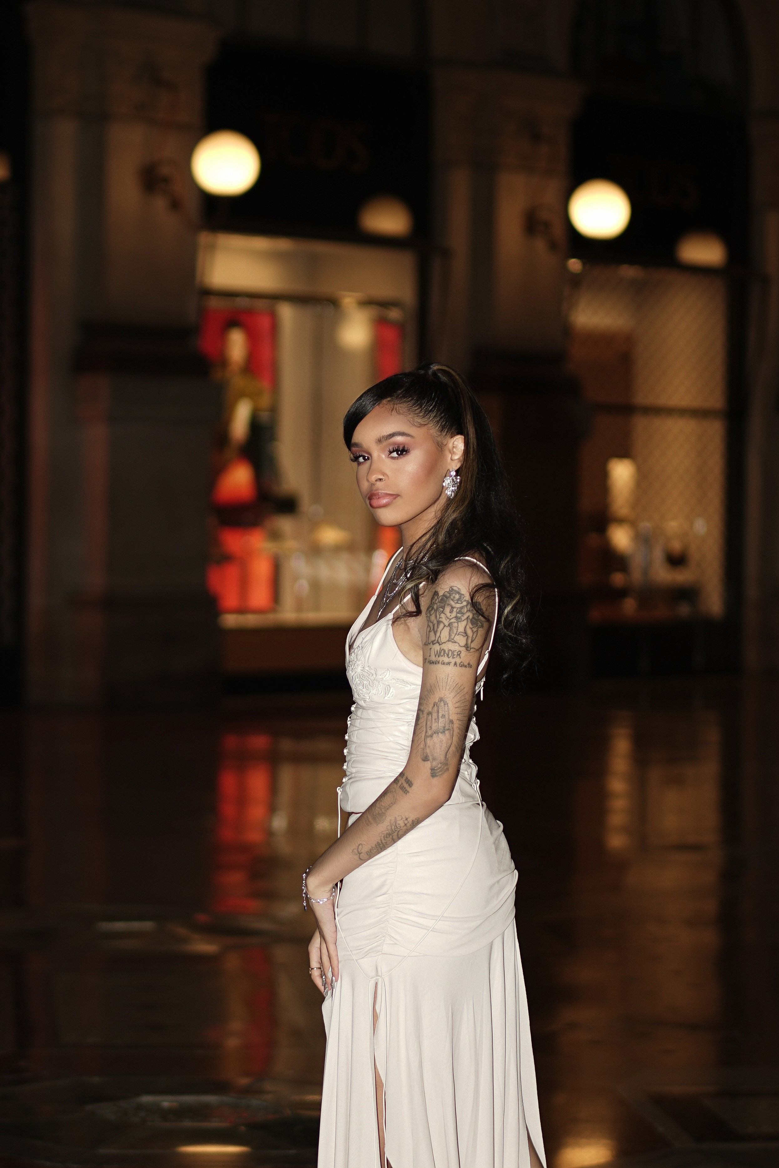 Life style. Julia Di |Fashion streetstyle photographer|videomaker in Milan & Paris