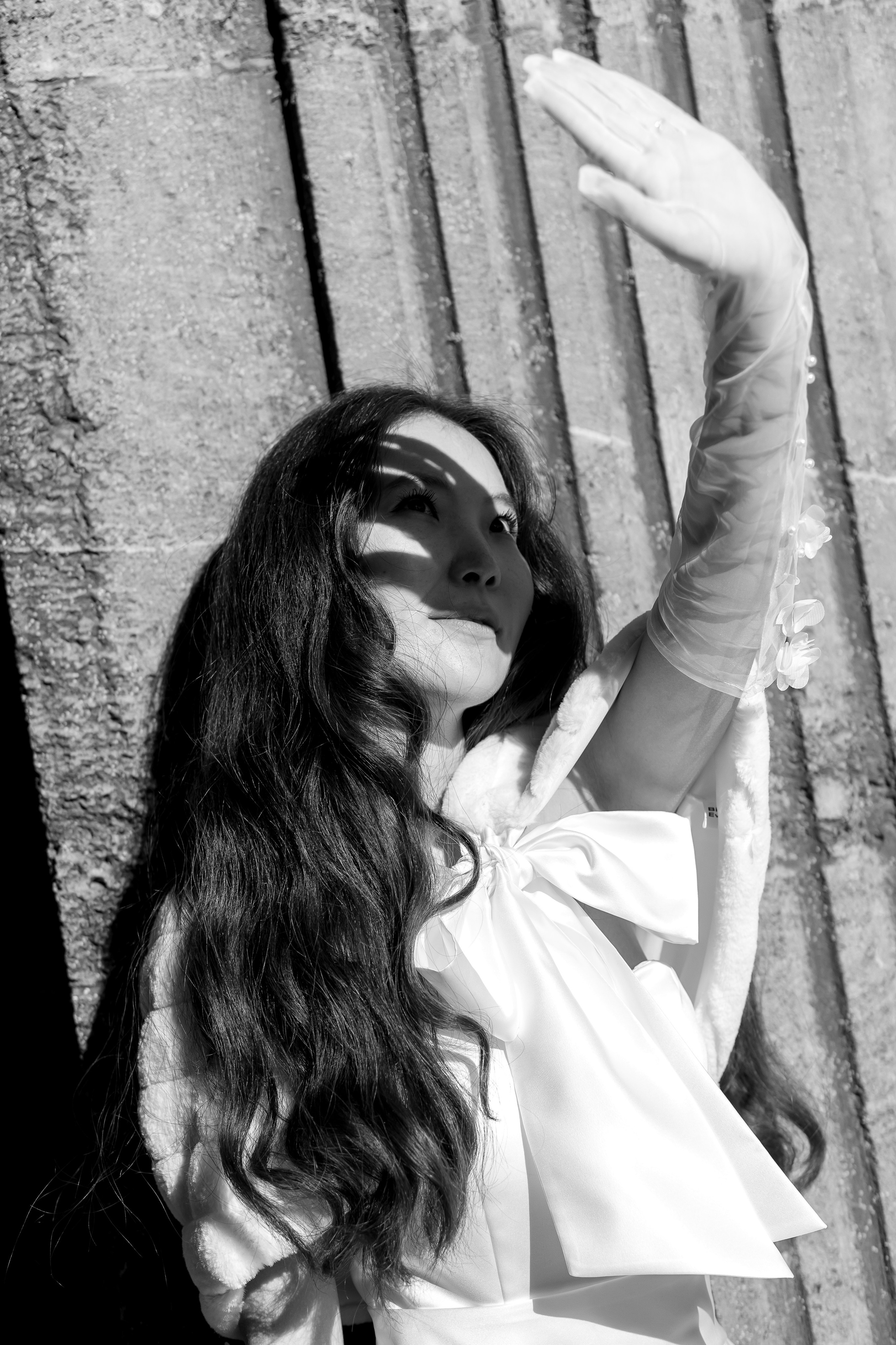 Eine intime Feier vor der großen Hochzeit: Solongo und Victor im Standesamt Spandau. Hochzeitsfotografie in Berlin Nataliia Schütze