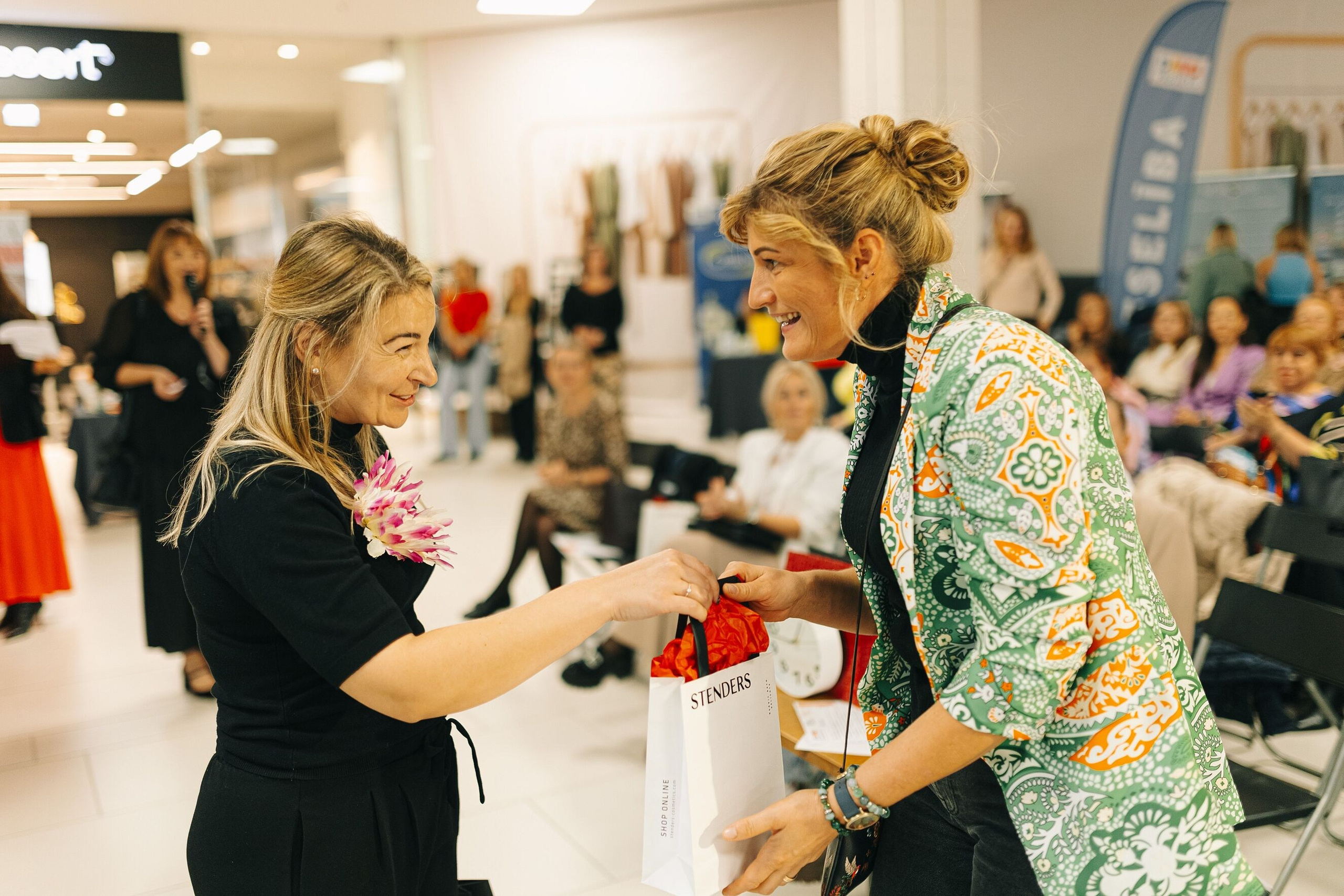 Dāmu Projekts iedvesmas diena sievietēm