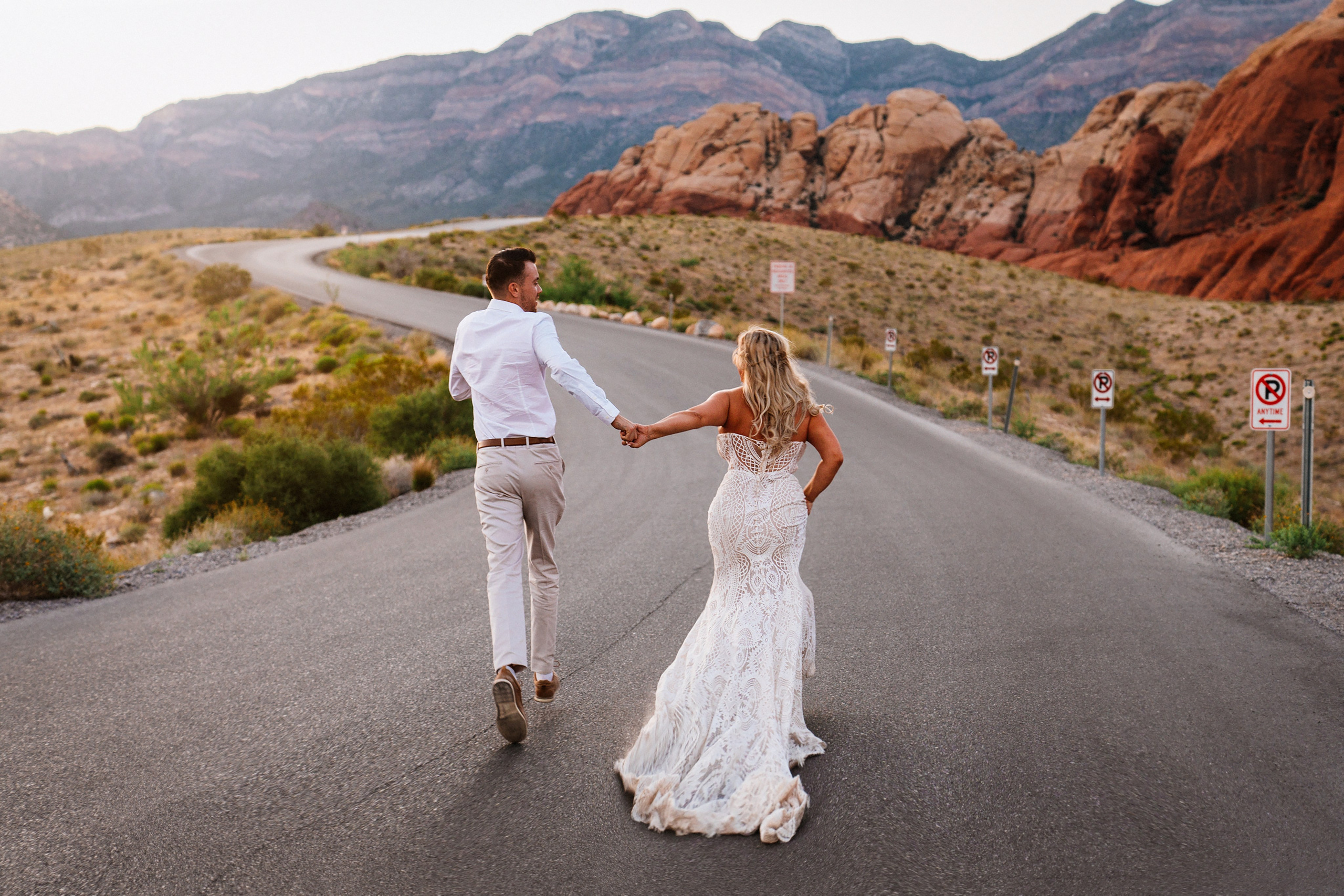 Wedding & elopement photographer Viktoriya Kravtsov. Las Vegas