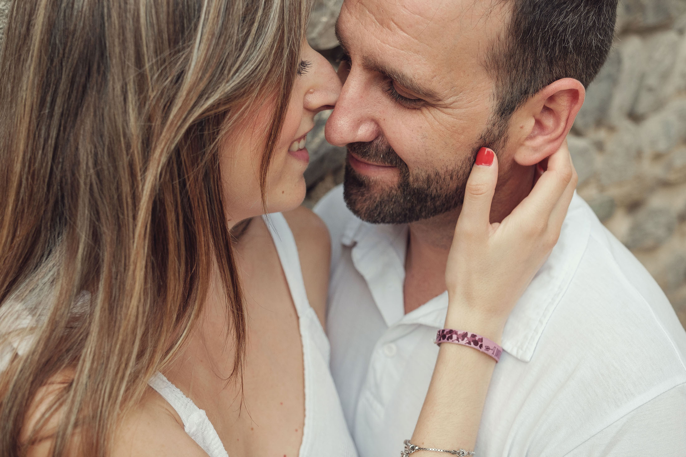 Reportaje de preboda (Love Story) en Castillo de Monzón, Parque Monzón. PIXLOVE - Fotógrafos de bodas Huesca Pirineos Zaragoza