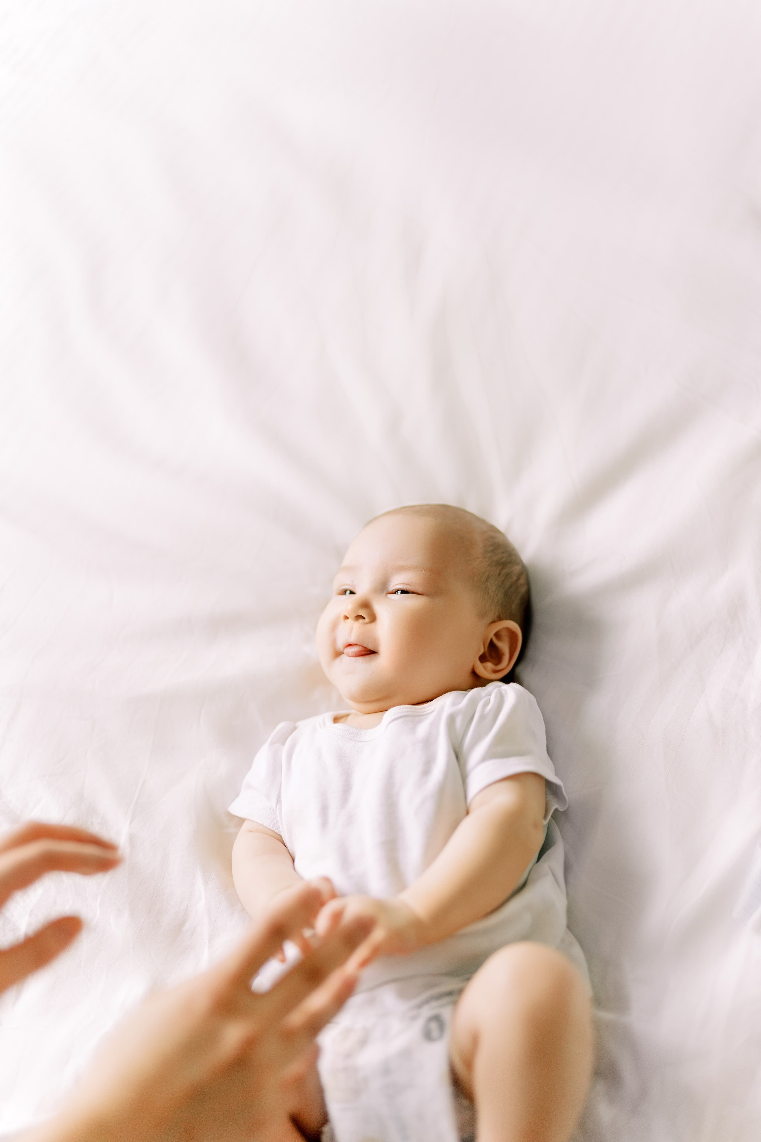 Family photoshoot. Vlad & Viktoria and baby. February 2024. EVAN ARISTOV WEDDING PHOTOGRAPHY — Seattle Wedding Photographer