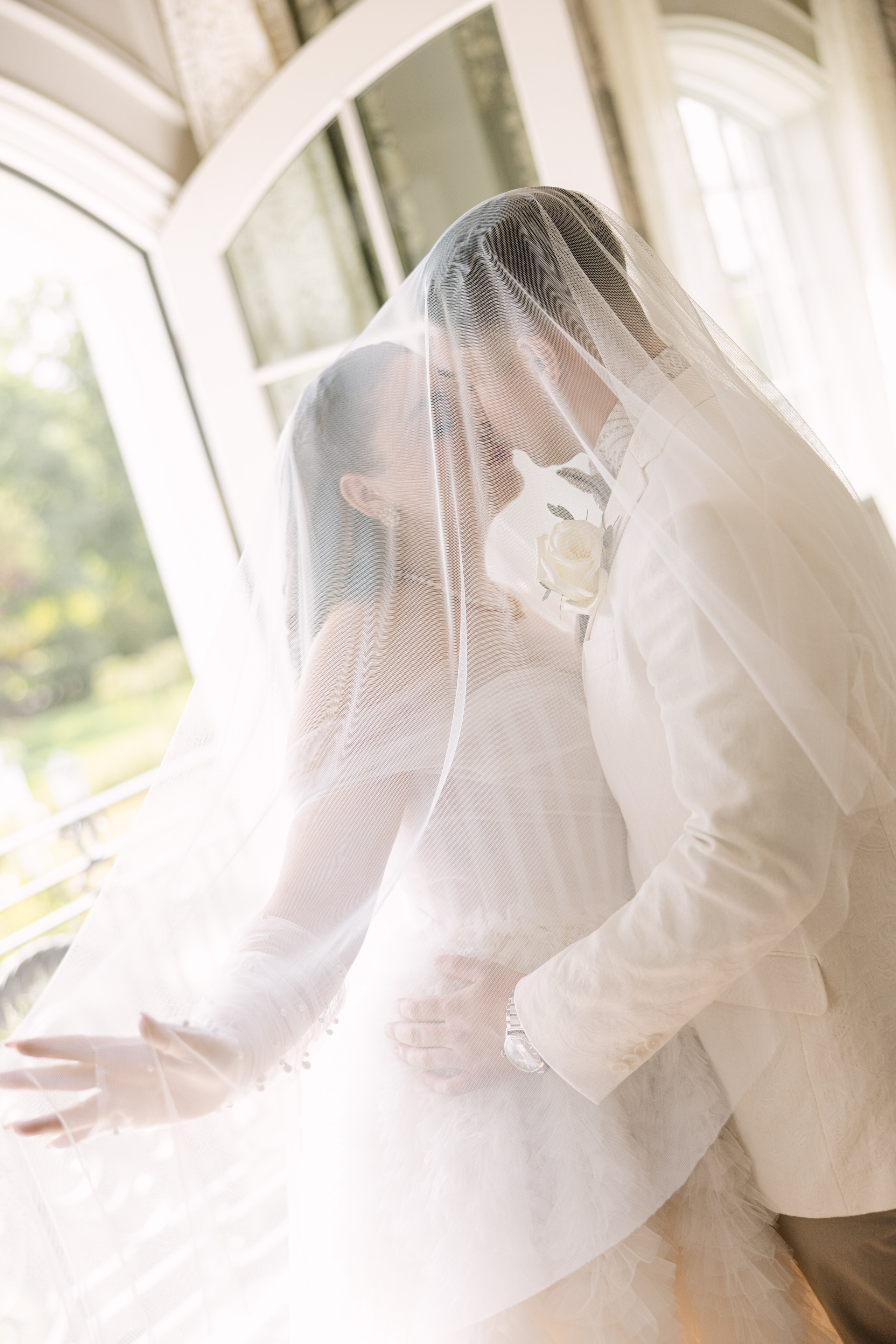 Vasylton Studio• Wedding Photographer | Capturing moments, preserving memories