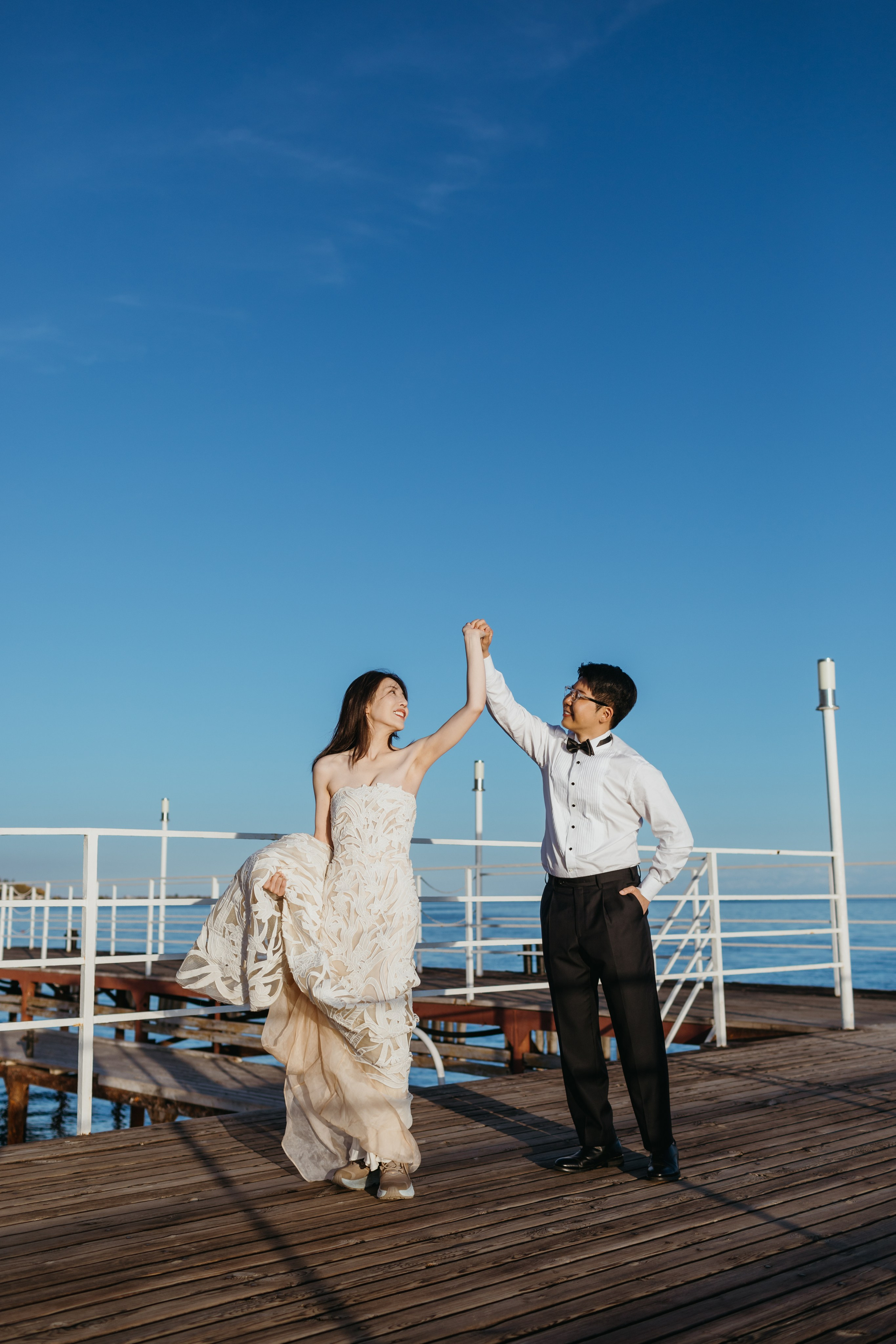 Чесан и Лиса (South Korea) — свадебная фотосессия на Иссык-Куле, пансионат “Каприз” | Chisun & Lisa — Issyk-Kul Lake wedding photos, Capriz. Фотограф в Бишкеке Оксана Шувалова