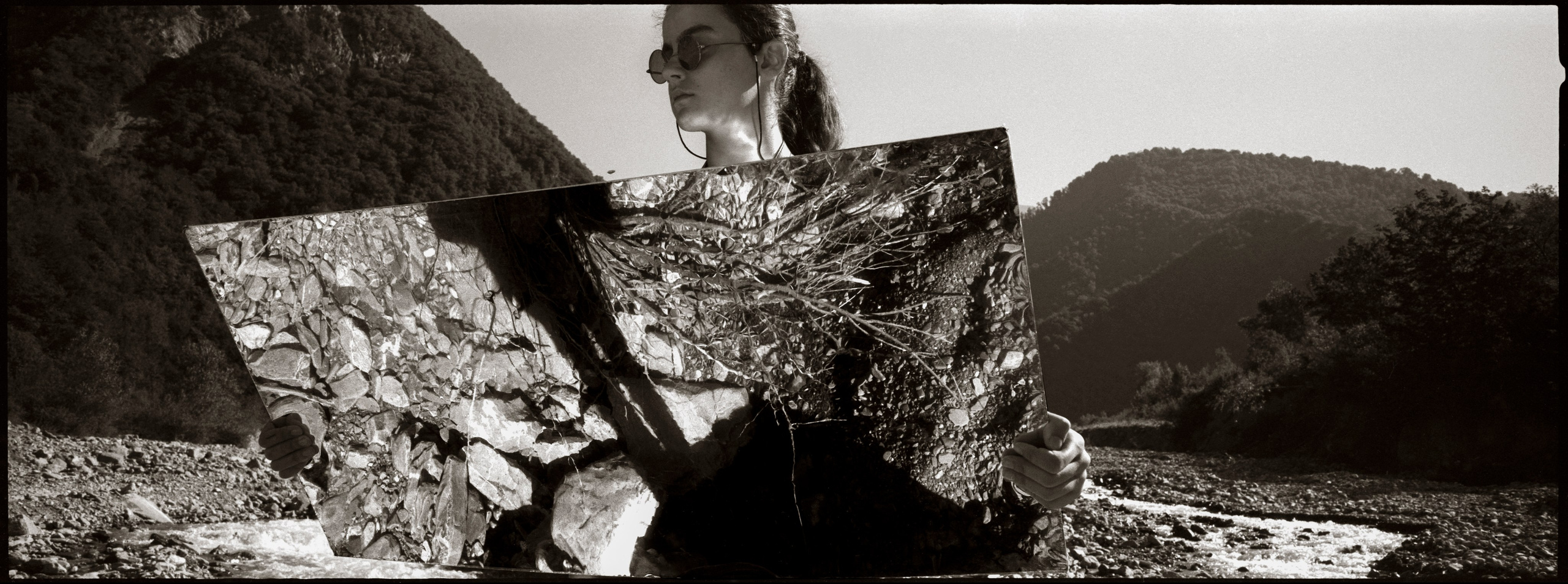 Ayna. Reflection. Kish, 2013