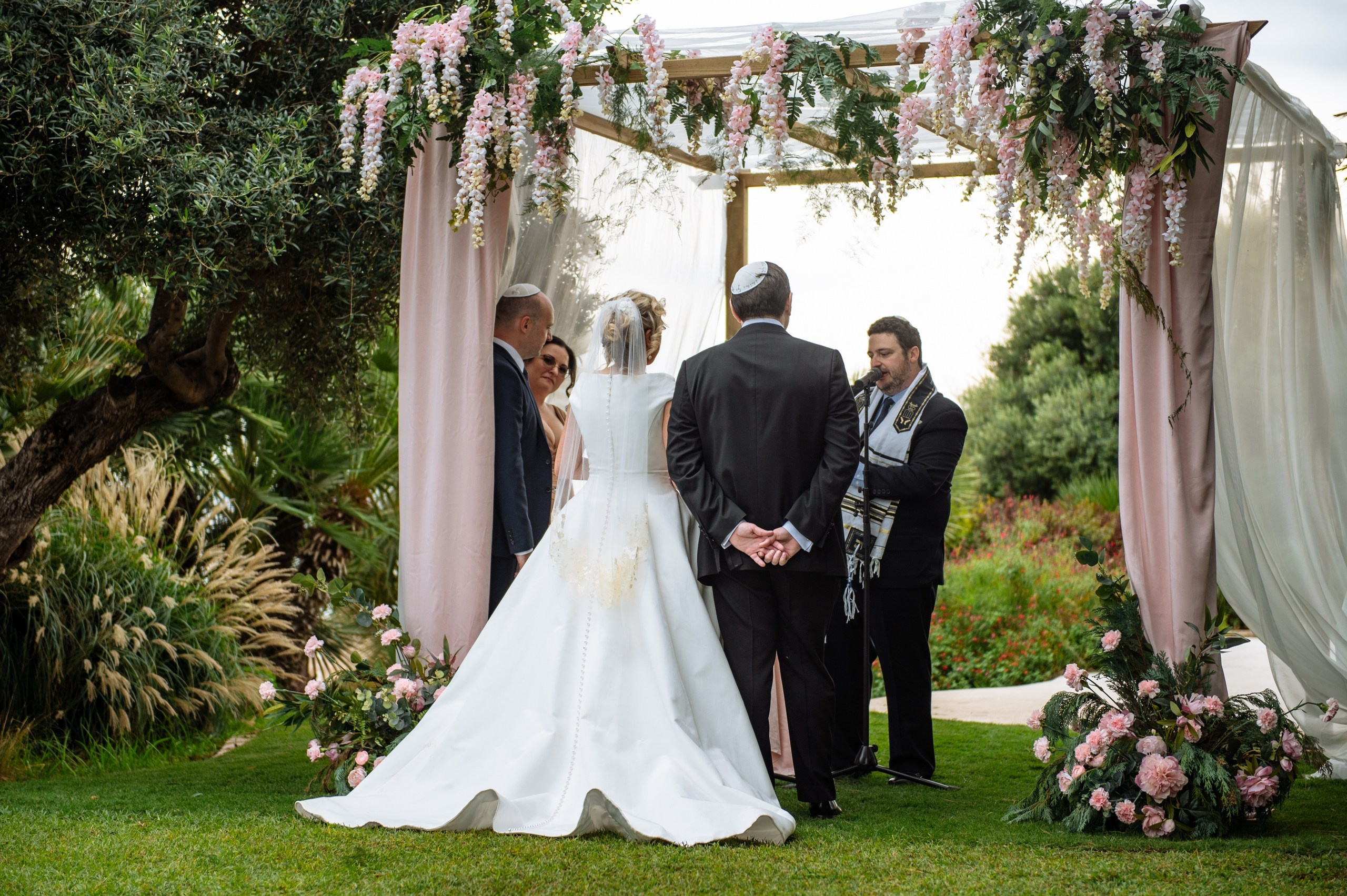 Fotografías de Bodas en Barcelona: Capturando Momentos Espontáneos y E. Fotógrafa Ekaterina Gasanova - sesiones de fotos en Barcelona