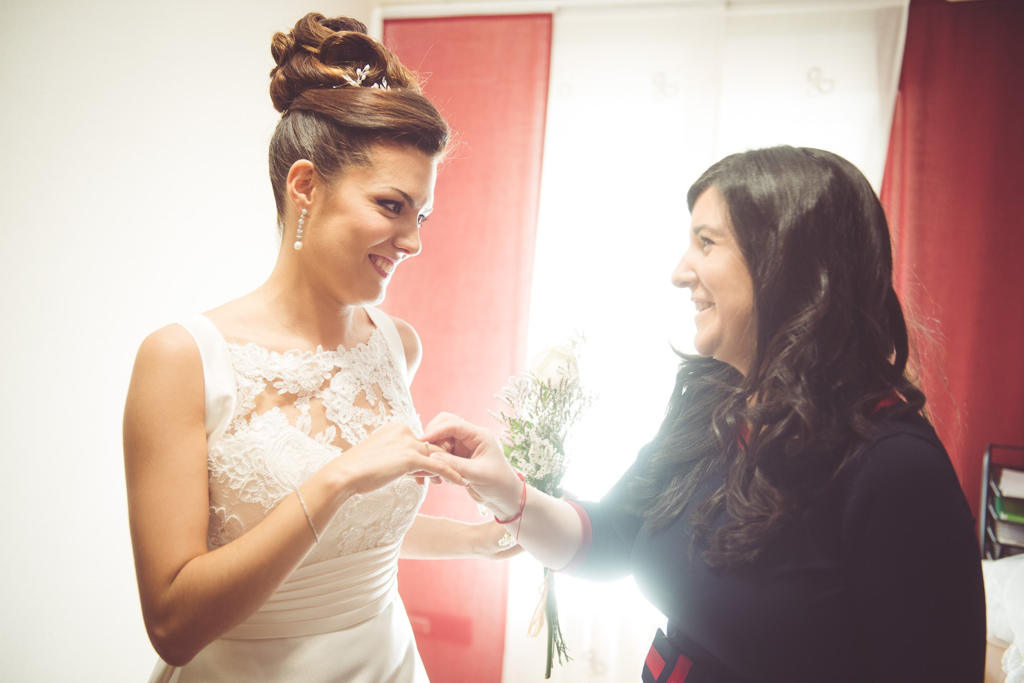 Boda de Héctor y Sheila · Templo del Salvador, Requena · Javier Poveda