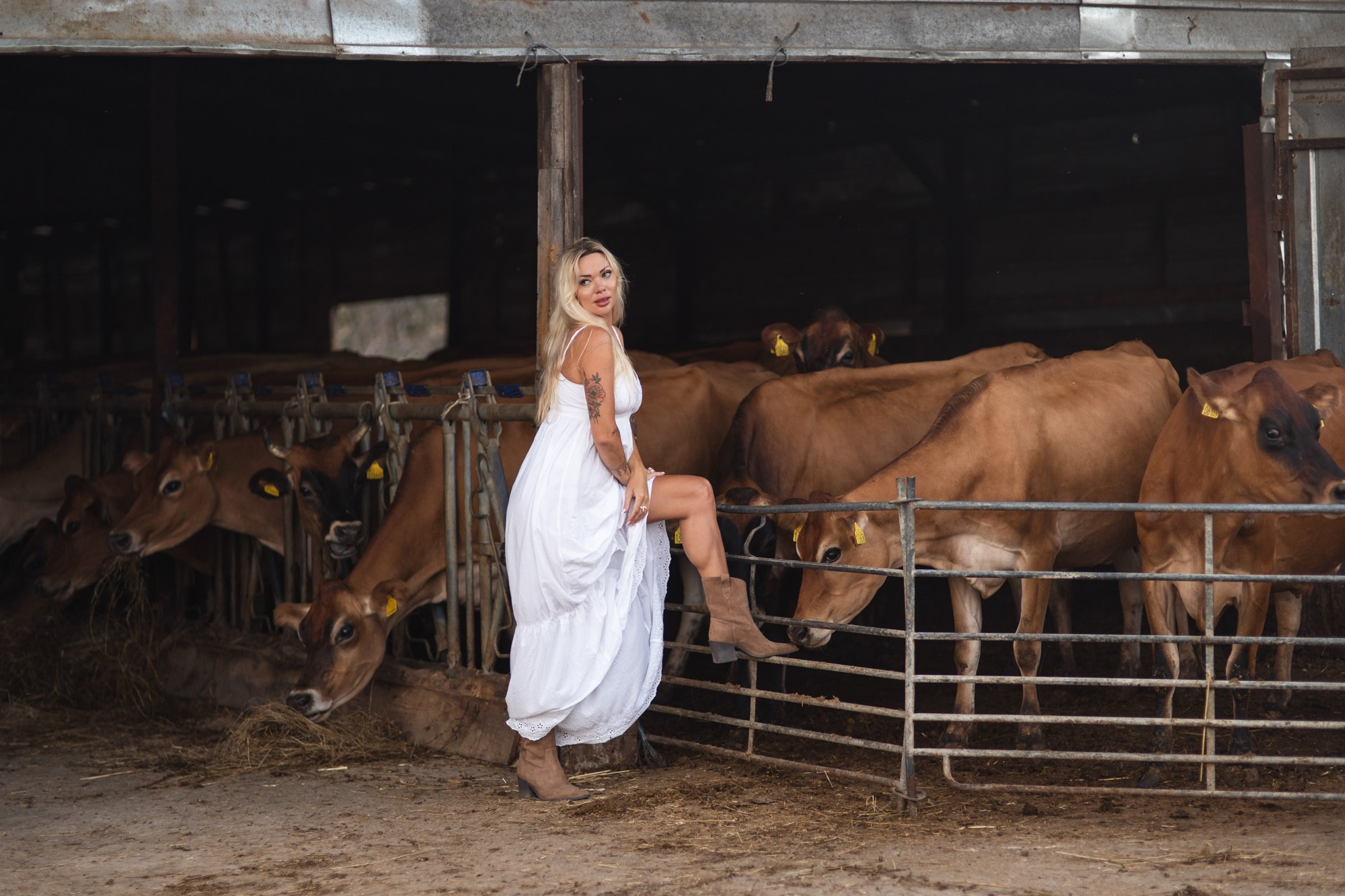 Виктория на ферме. Fotograf in Bulgarien Katerina Zubkova