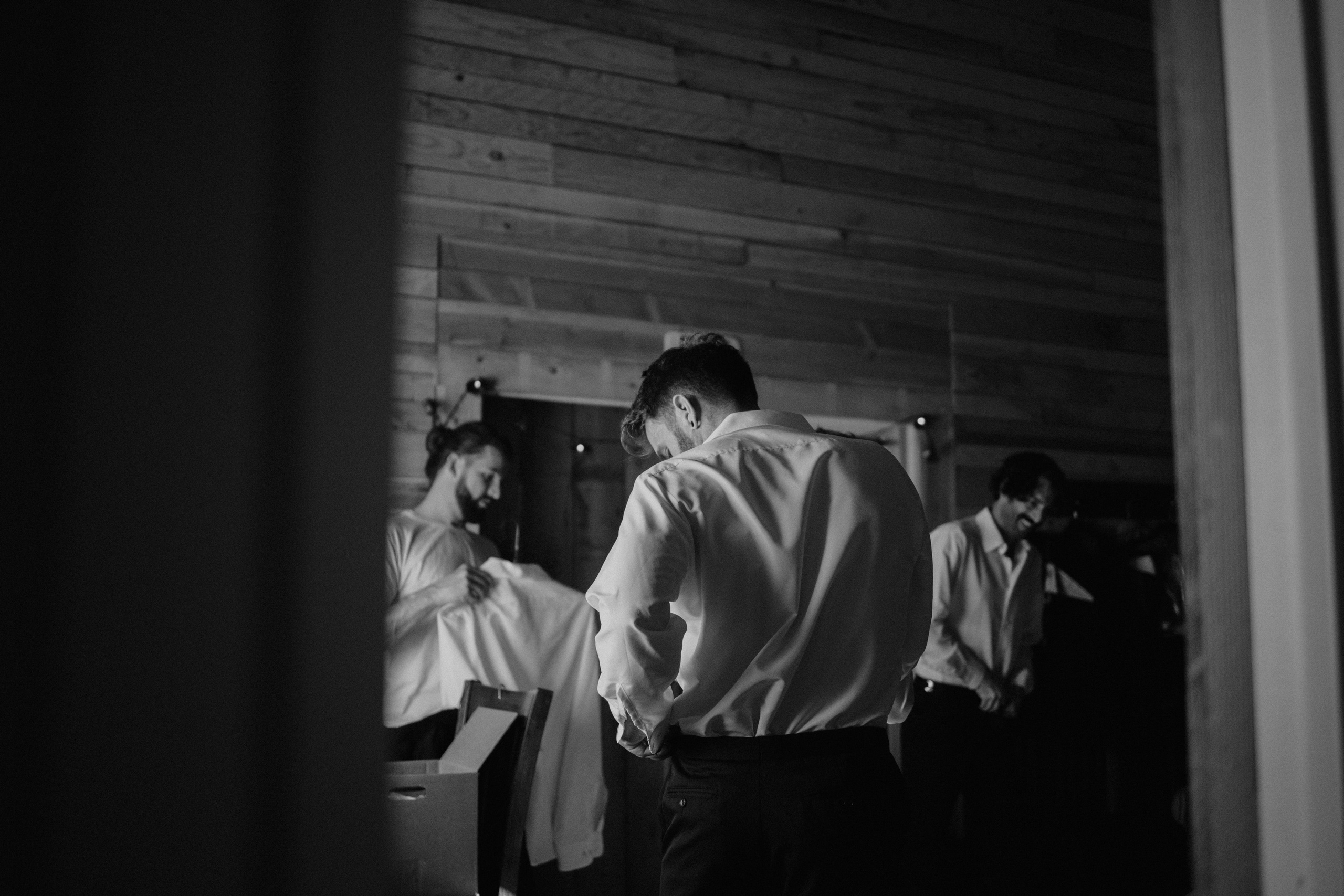 Jessie and Isaac on their wedding day in Portland, Oregon – a genuine moment of joy captured by photographer Georgy Shishkin in a romantic outdoor style, reflecting the charm of Portland & Seattle wedding photography.